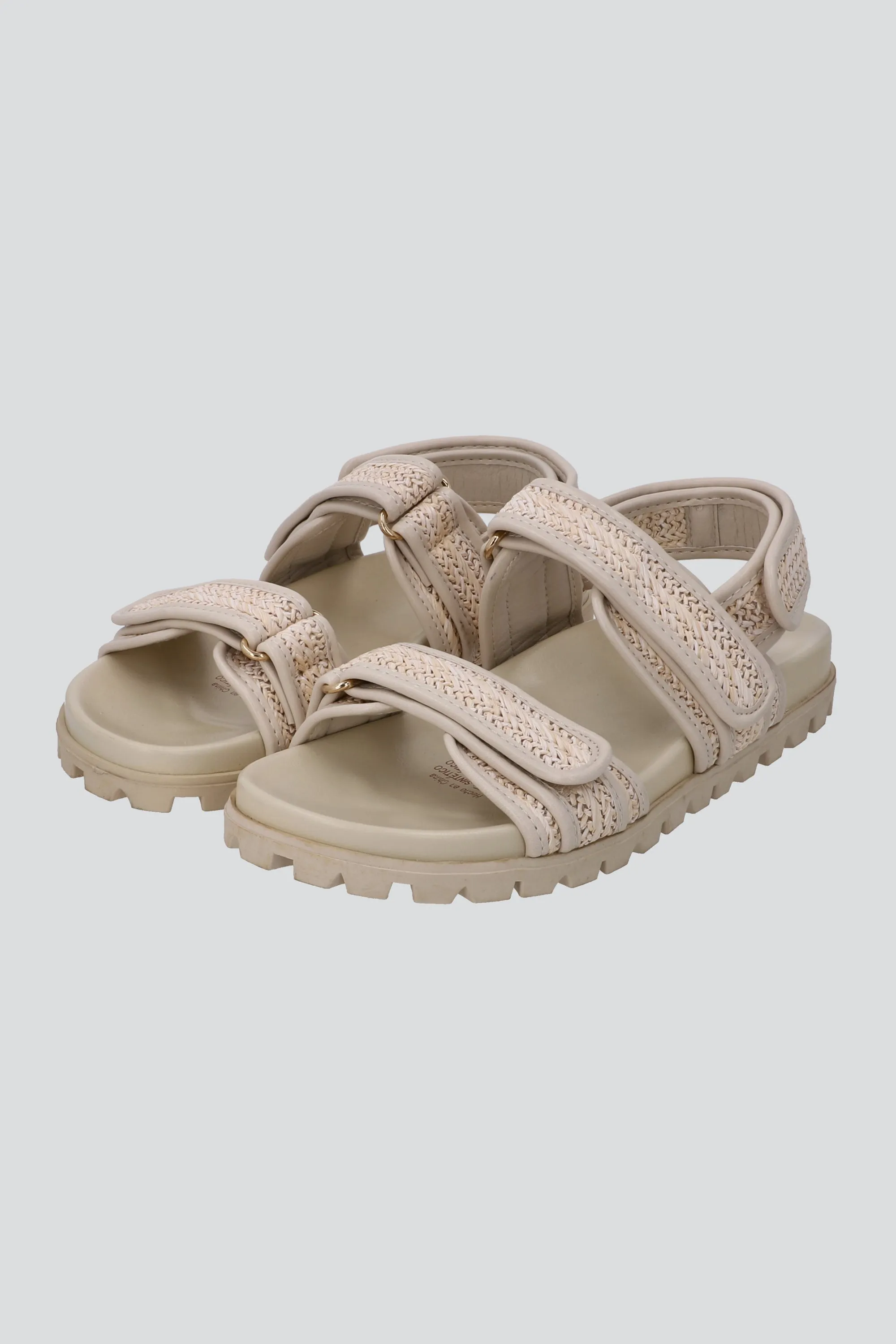 Sandalia tracksole tiras yute sold by Shasa