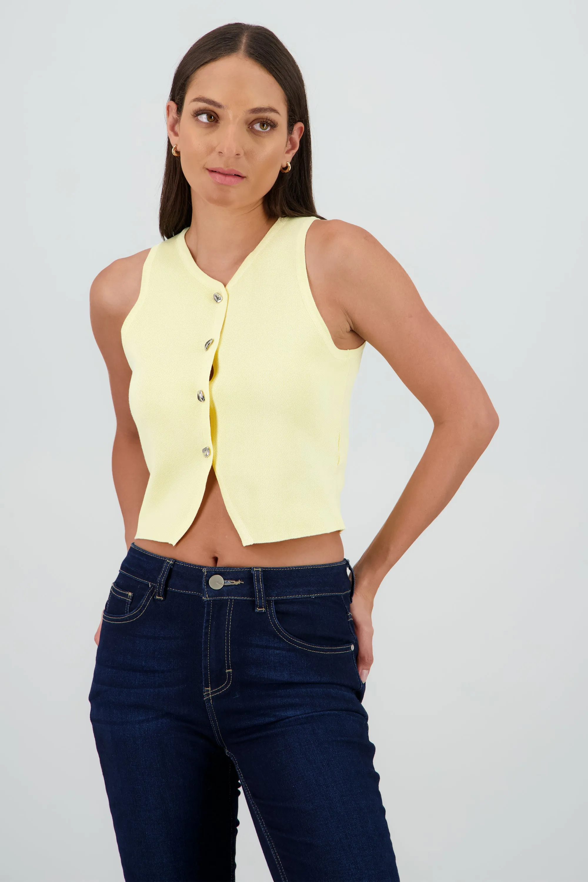 Top corto tejido detalle botones sold by Shasa product image thumbnail 2