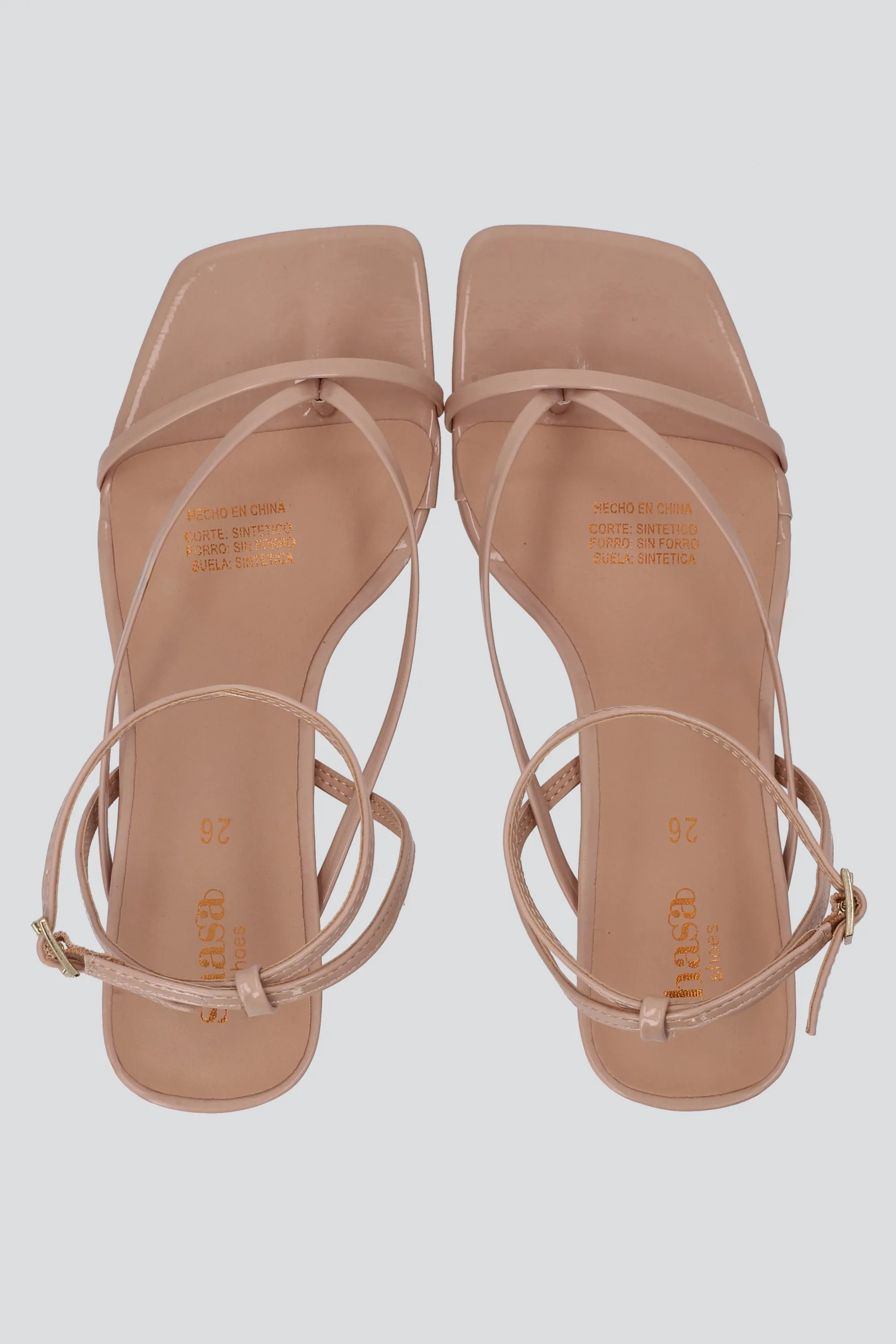 Tacón tiras delgadas pata de gallo moño charol sold by Shasa product image thumbnail 4