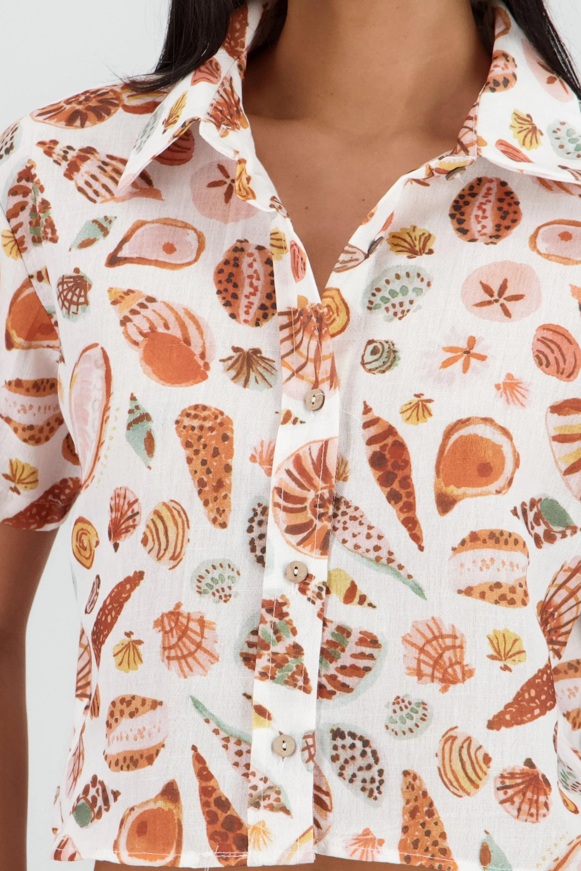 Camisa corta con estampado de conchas sold by Shasa product image thumbnail 5