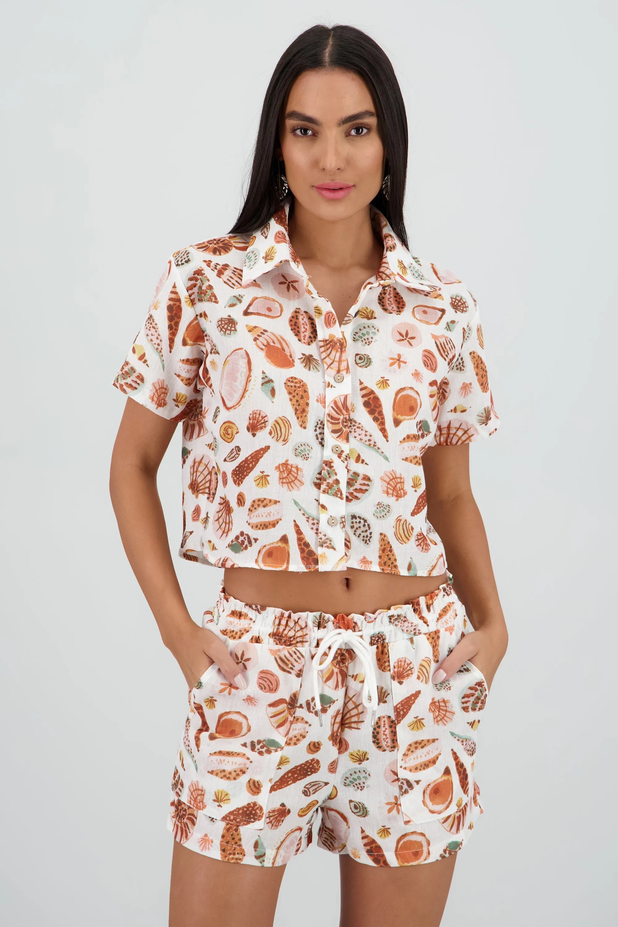 Camisa corta con estampado de conchas sold by Shasa product image thumbnail 2