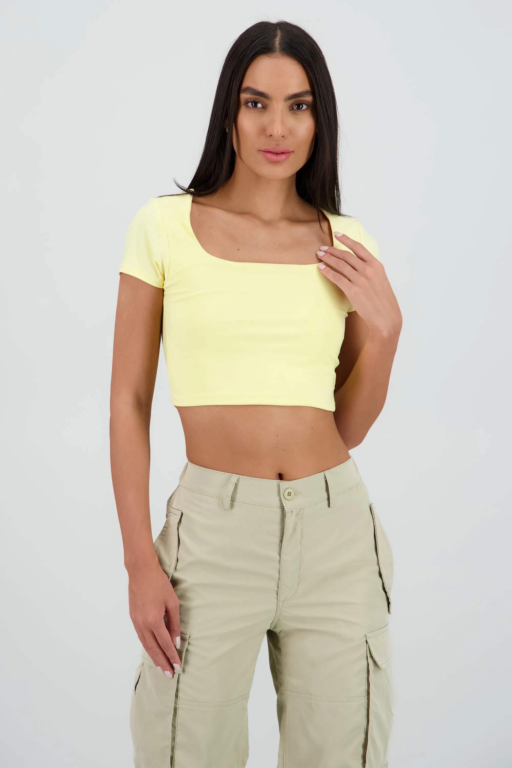 Top manga corta escote cuadrado sold by Shasa