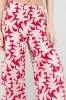 Pantalon amplio estampado flores sold by Shasa