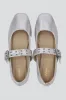 Flat mary jane hebilla punta cuadrada sold by Shasa