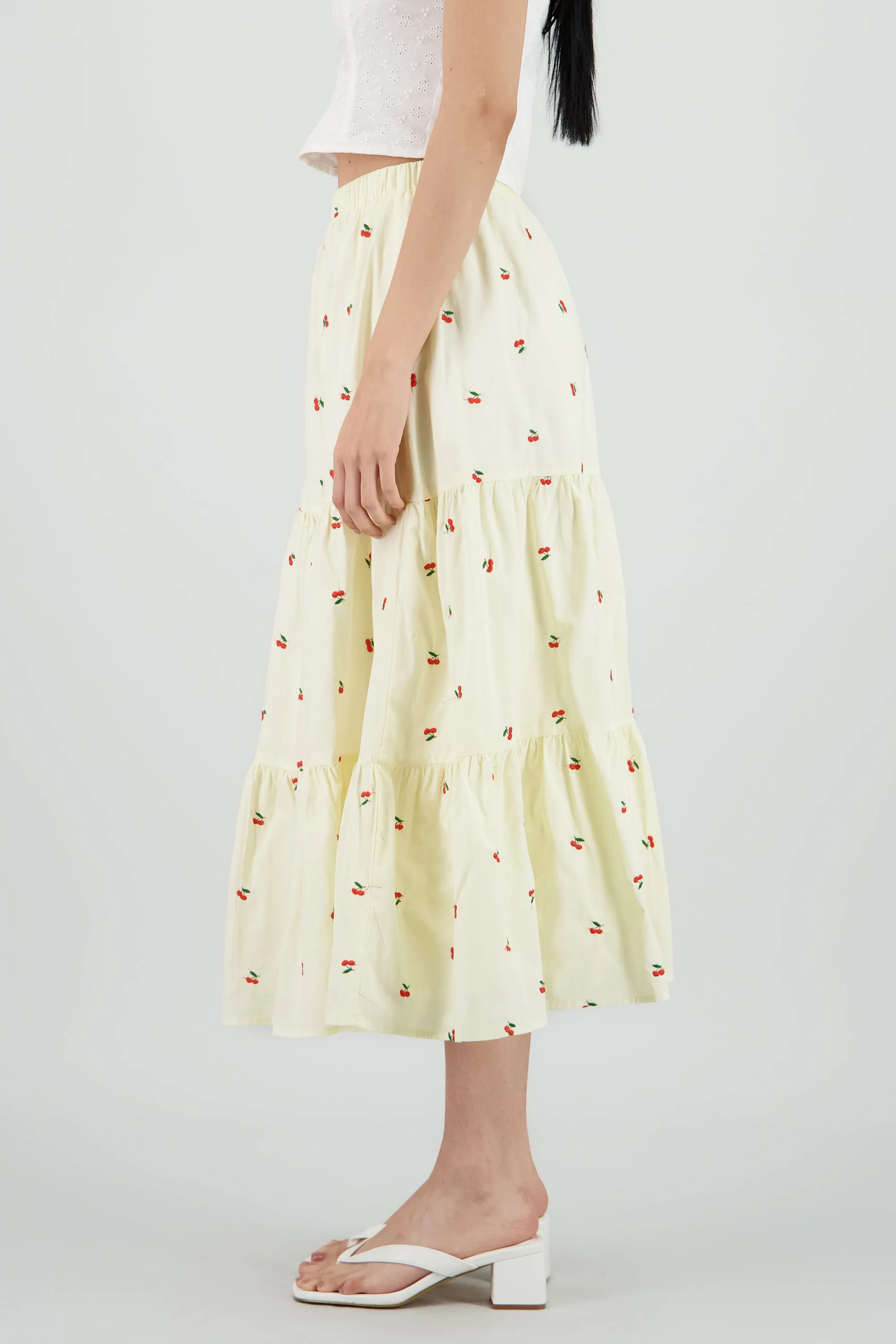 Falda maxi con bordado de cerezas sold by Shasa product image thumbnail 3