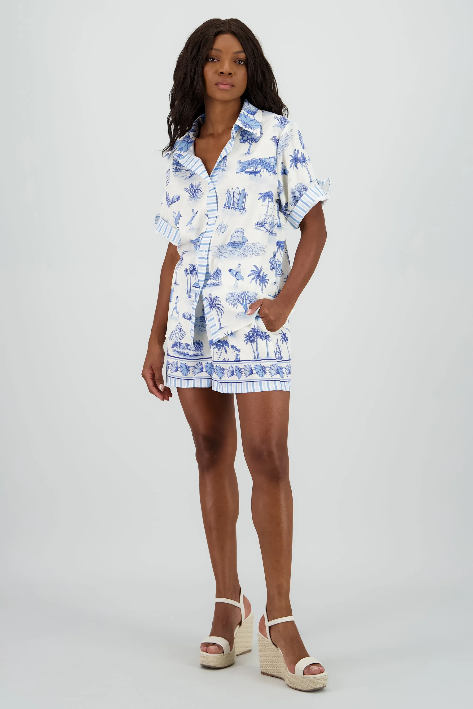 Short jareta estampado playa sold by Shasa