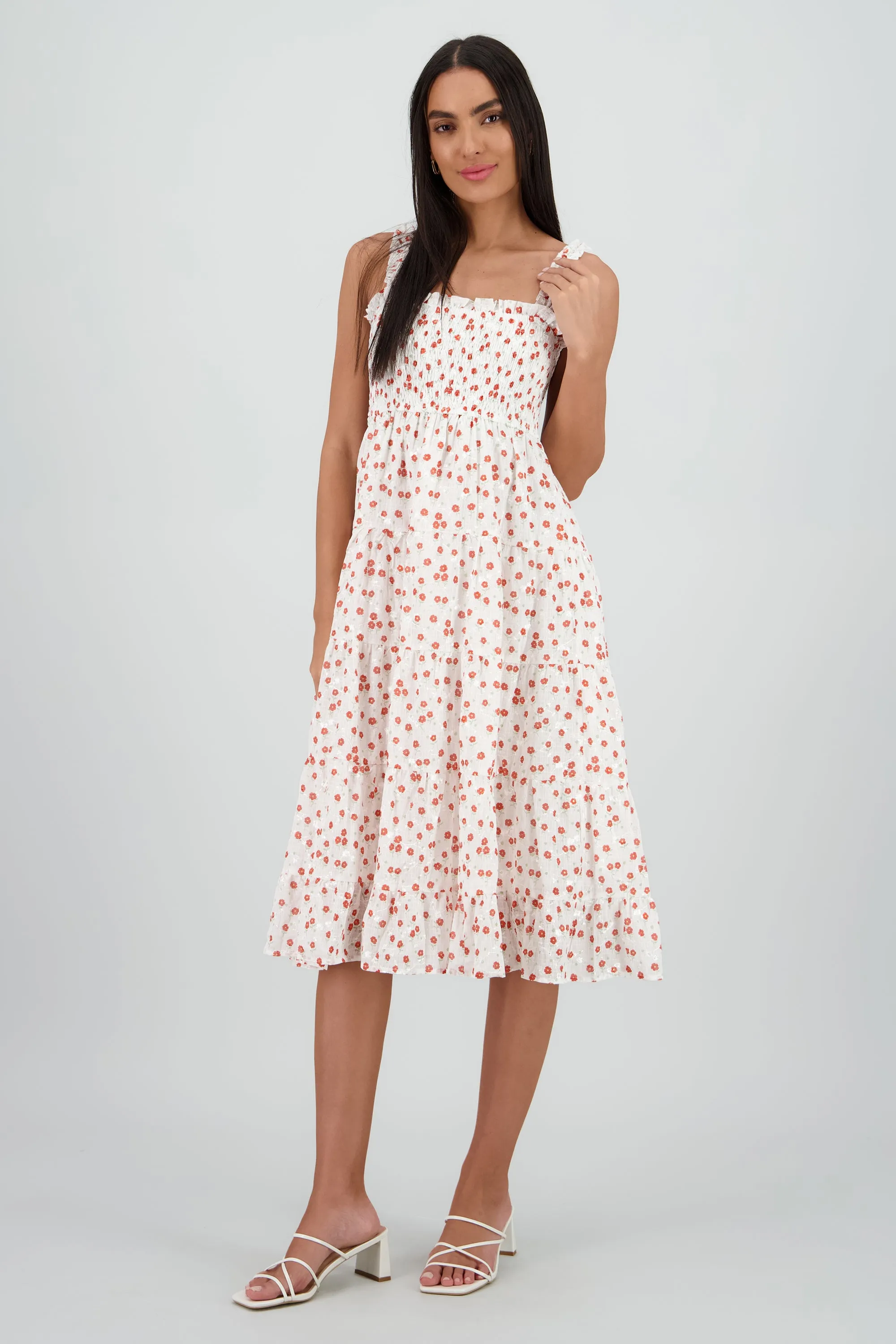 Vestido midi smocked flores bordados sold by Shasa