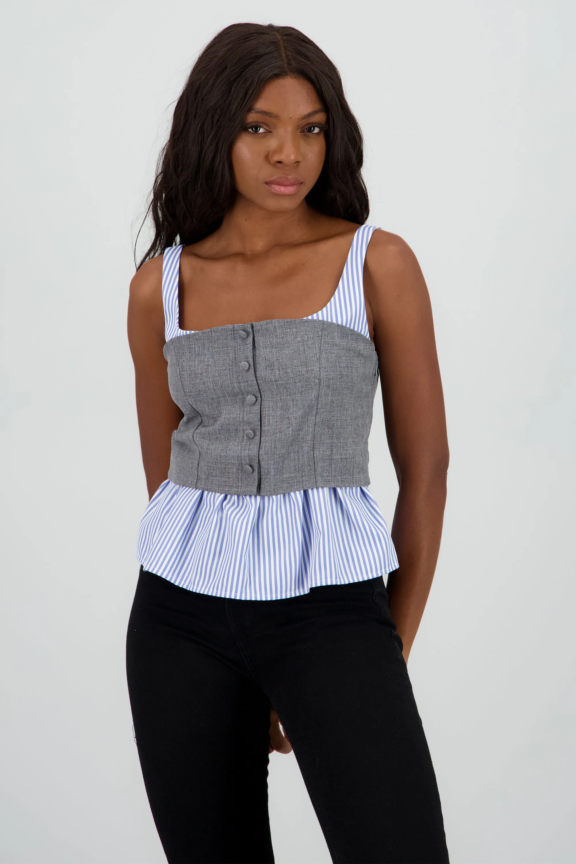 Blusa combinada de tirantes con botones sold by Shasa