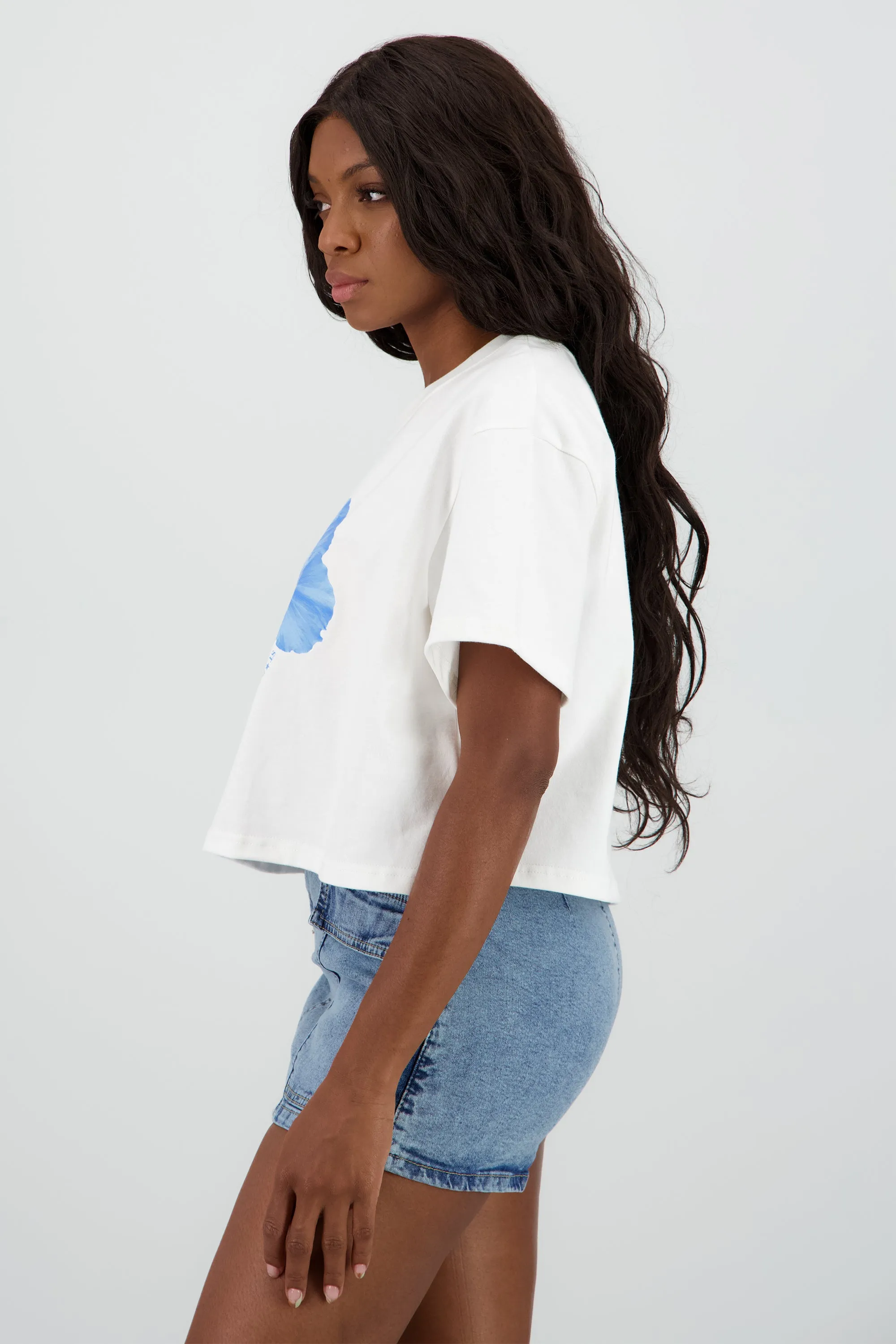 Playera manga corta estampado flor sold by Shasa product image thumbnail 3