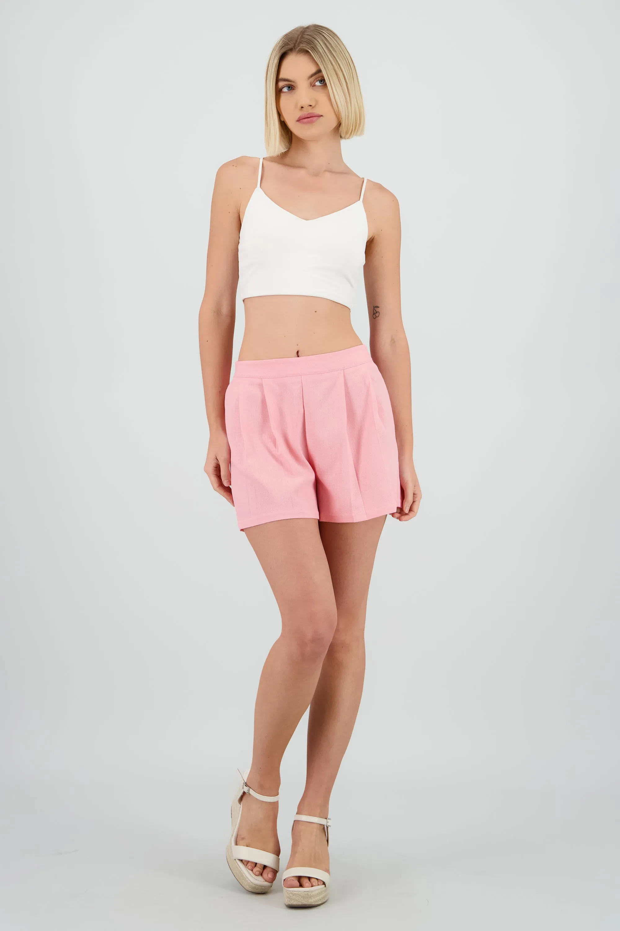 Short detalle pinzas lino sold by Shasa