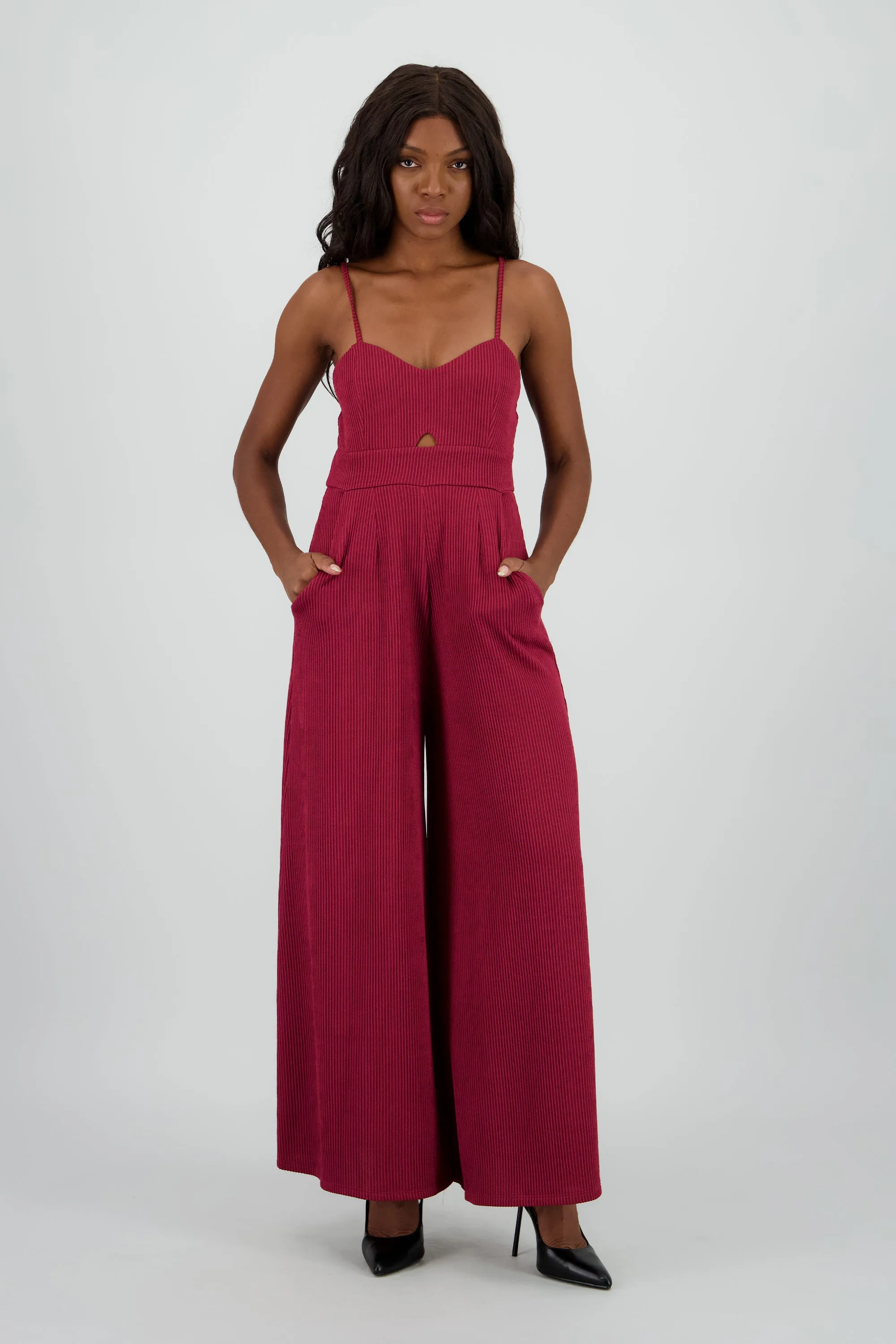 Jumpuit tirantes detalle textura sold by Shasa product image thumbnail 2