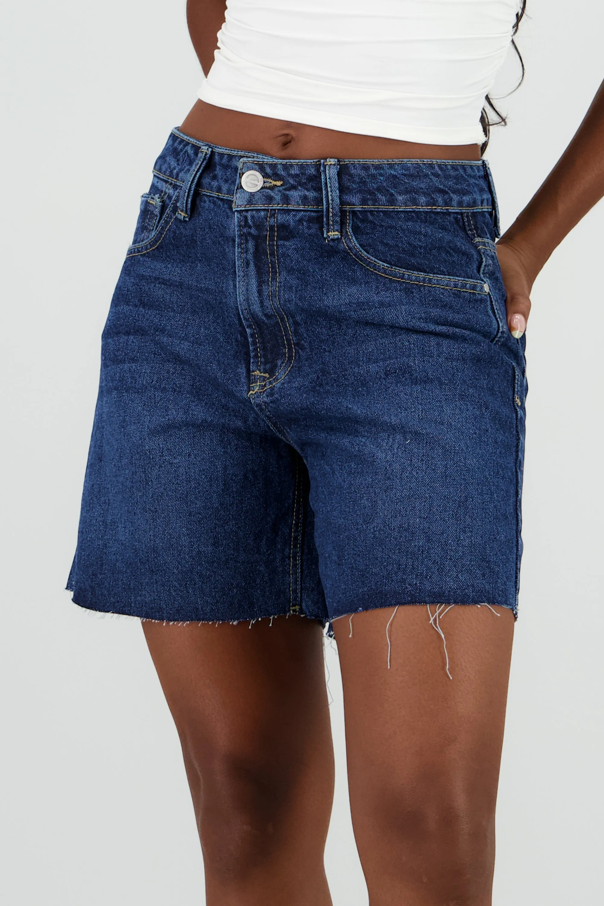 Bermuda corta cintura media sold by Shasa product image thumbnail 5