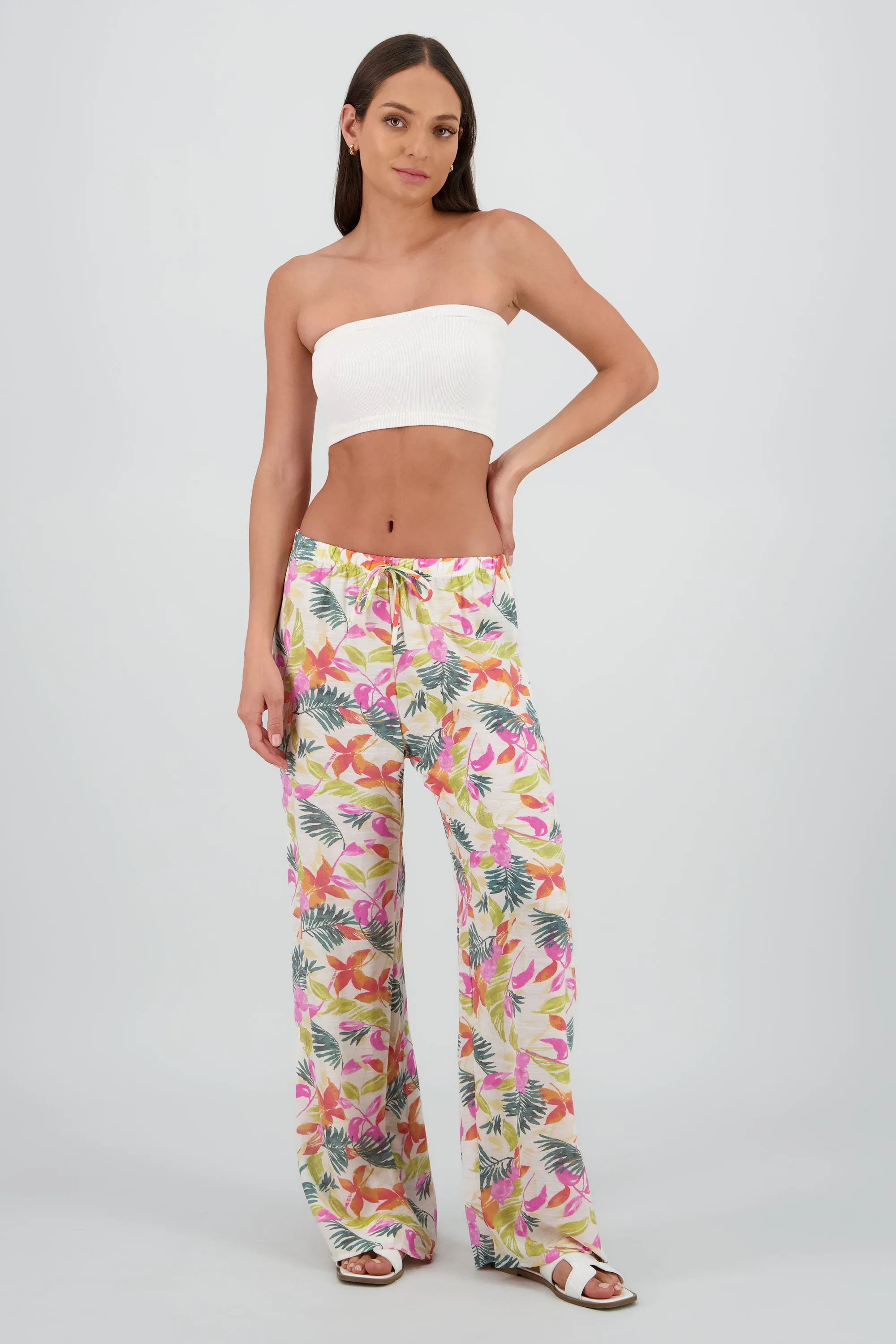 Pantalon amplio lino tropical sold by Shasa