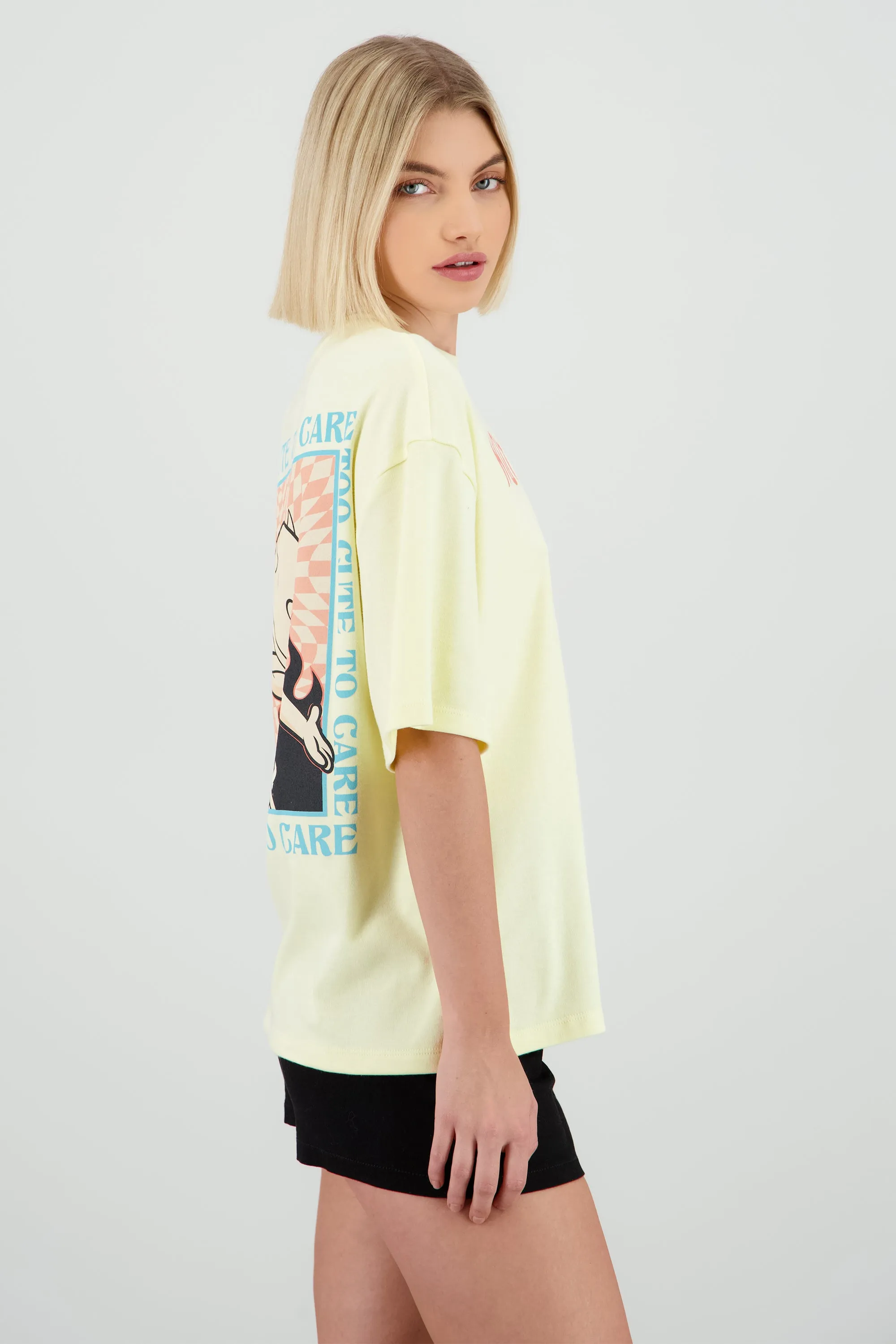 Playera hot stuff frente espalda sold by Shasa product image thumbnail 3