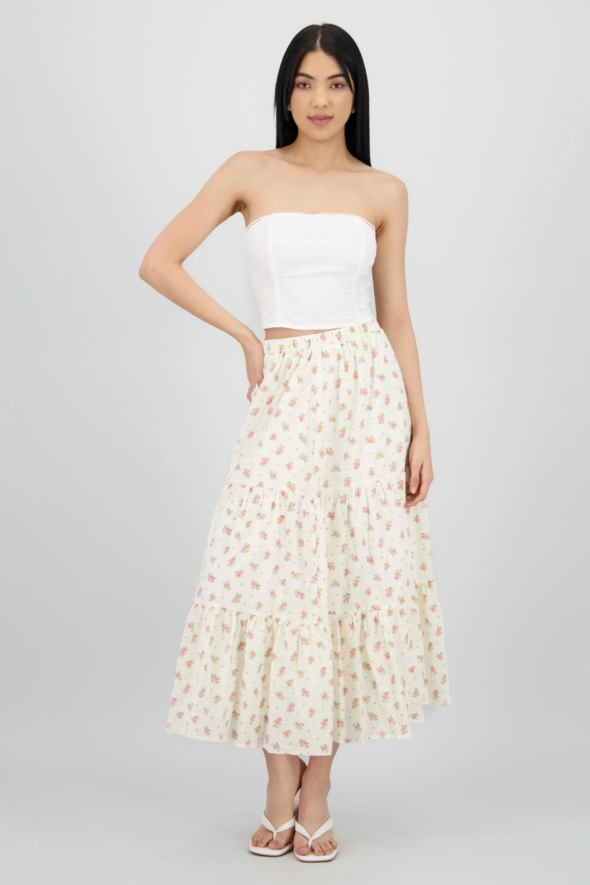 Falda maxi flores y puntos sold by Shasa