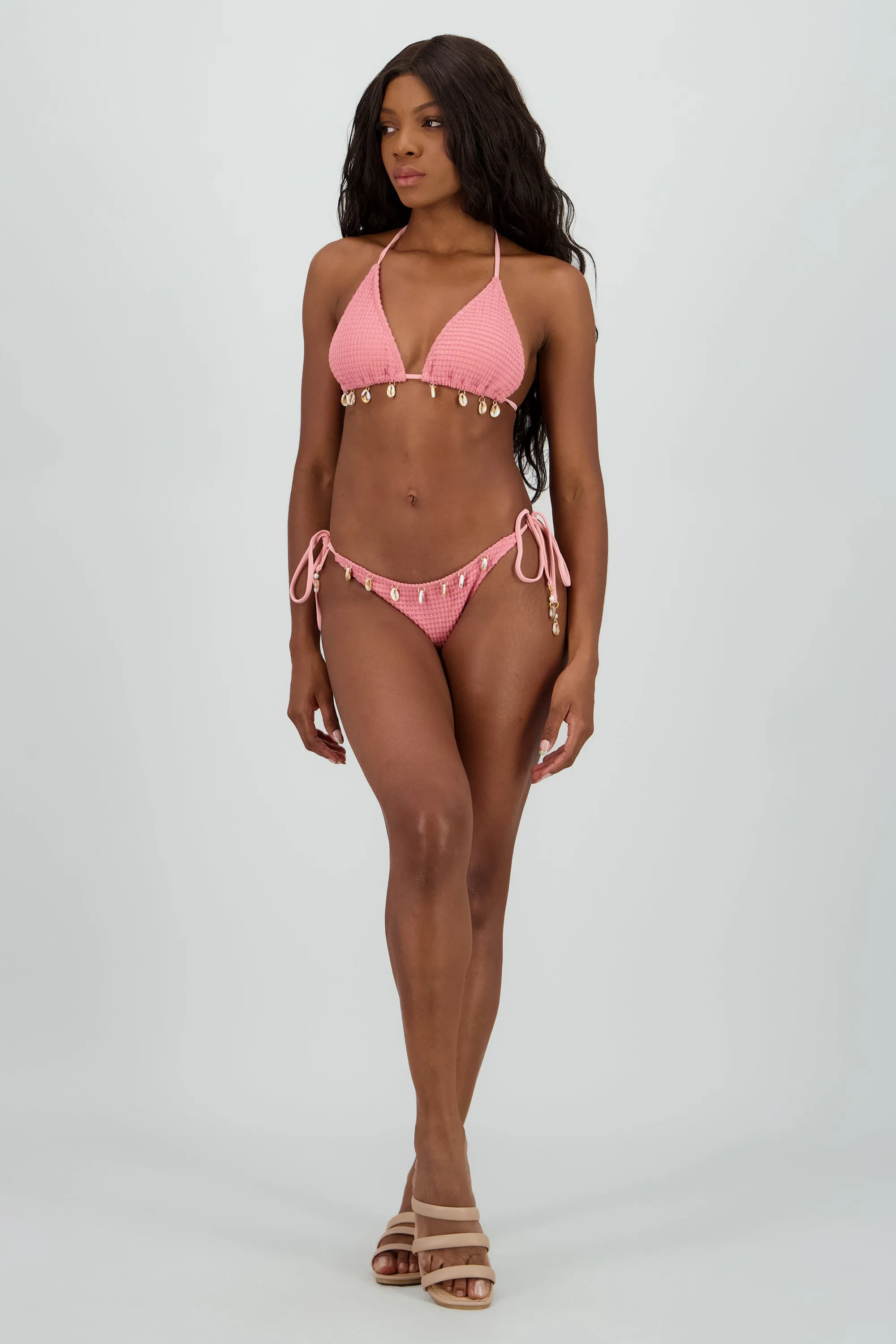 Bikini tejido conchitas sold by Shasa