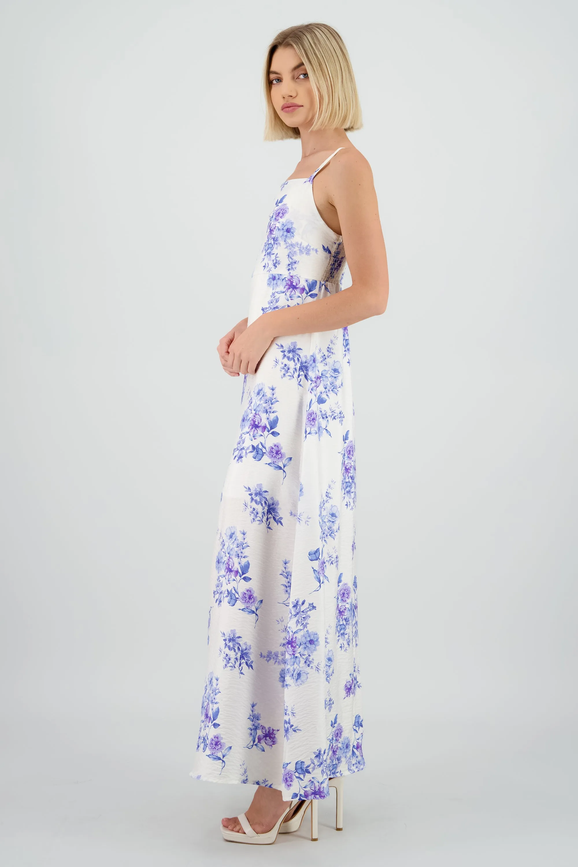 Vestido midi escote cuadrado tirantes sold by Shasa product image thumbnail 3