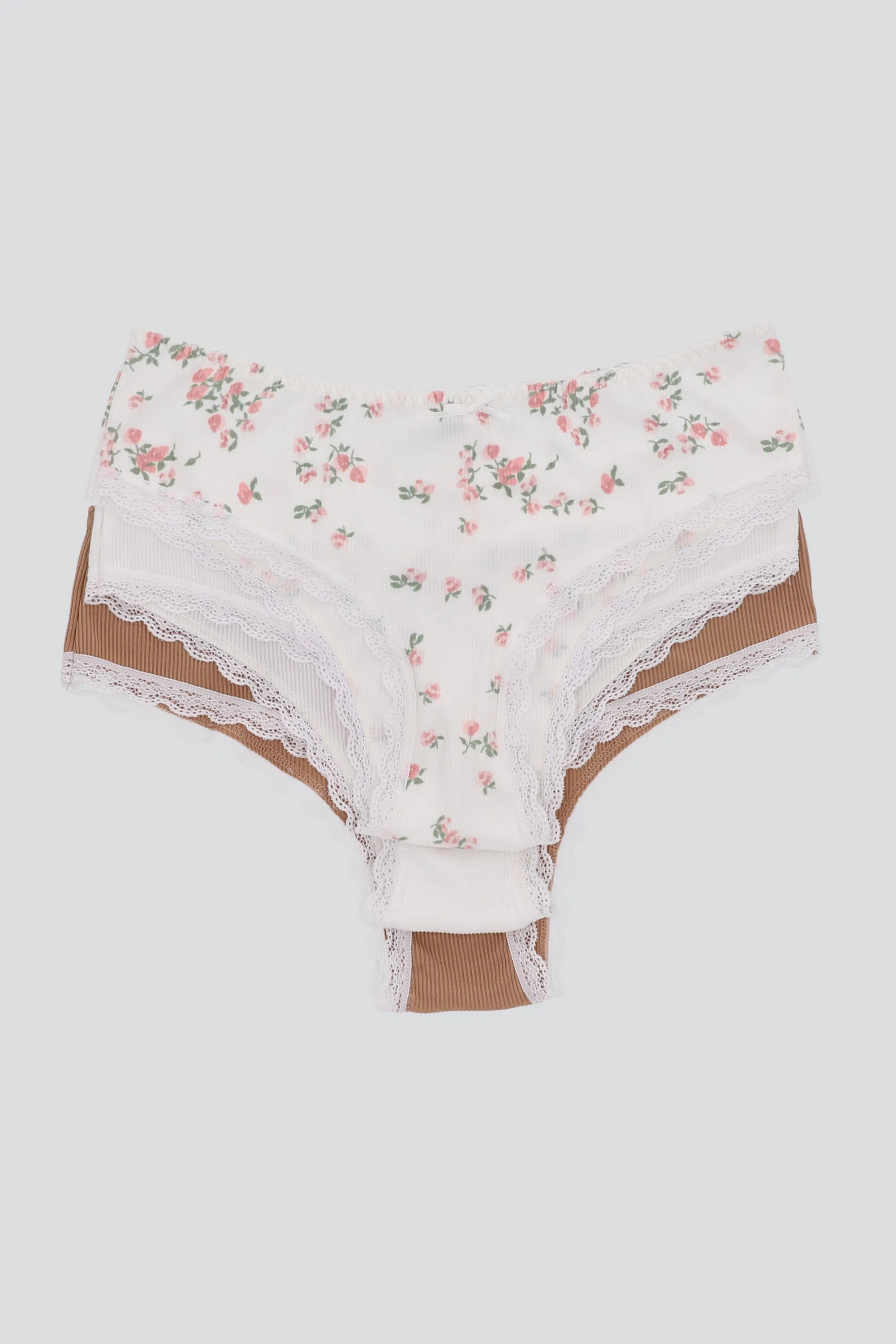 Tripack bikini rib flores sold by Shasa