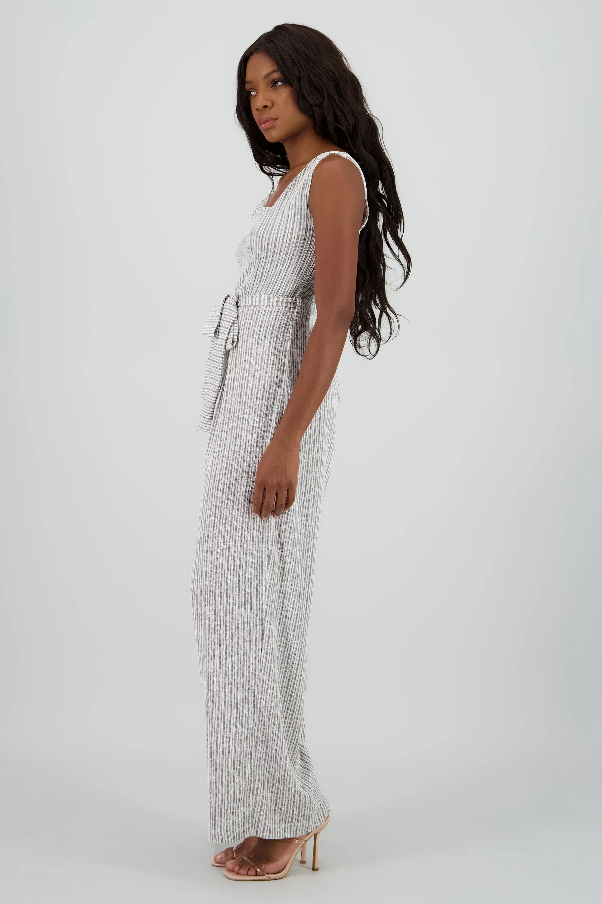 Jumpsuit escote cuadrado det lazo sold by Shasa product image thumbnail 3