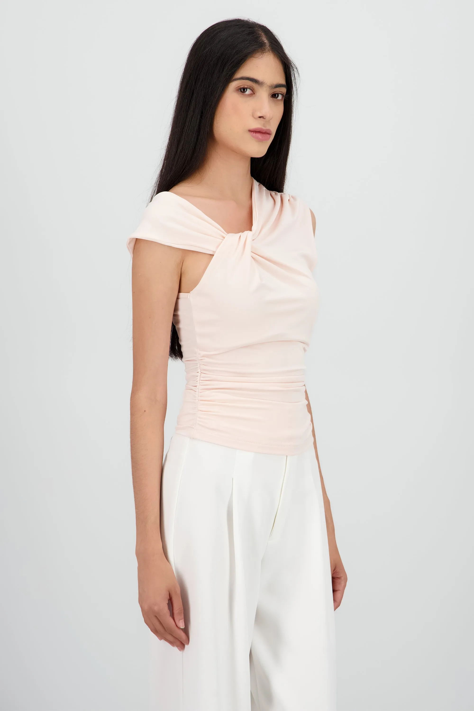 Top detalle nudo sold by Shasa product image thumbnail 3