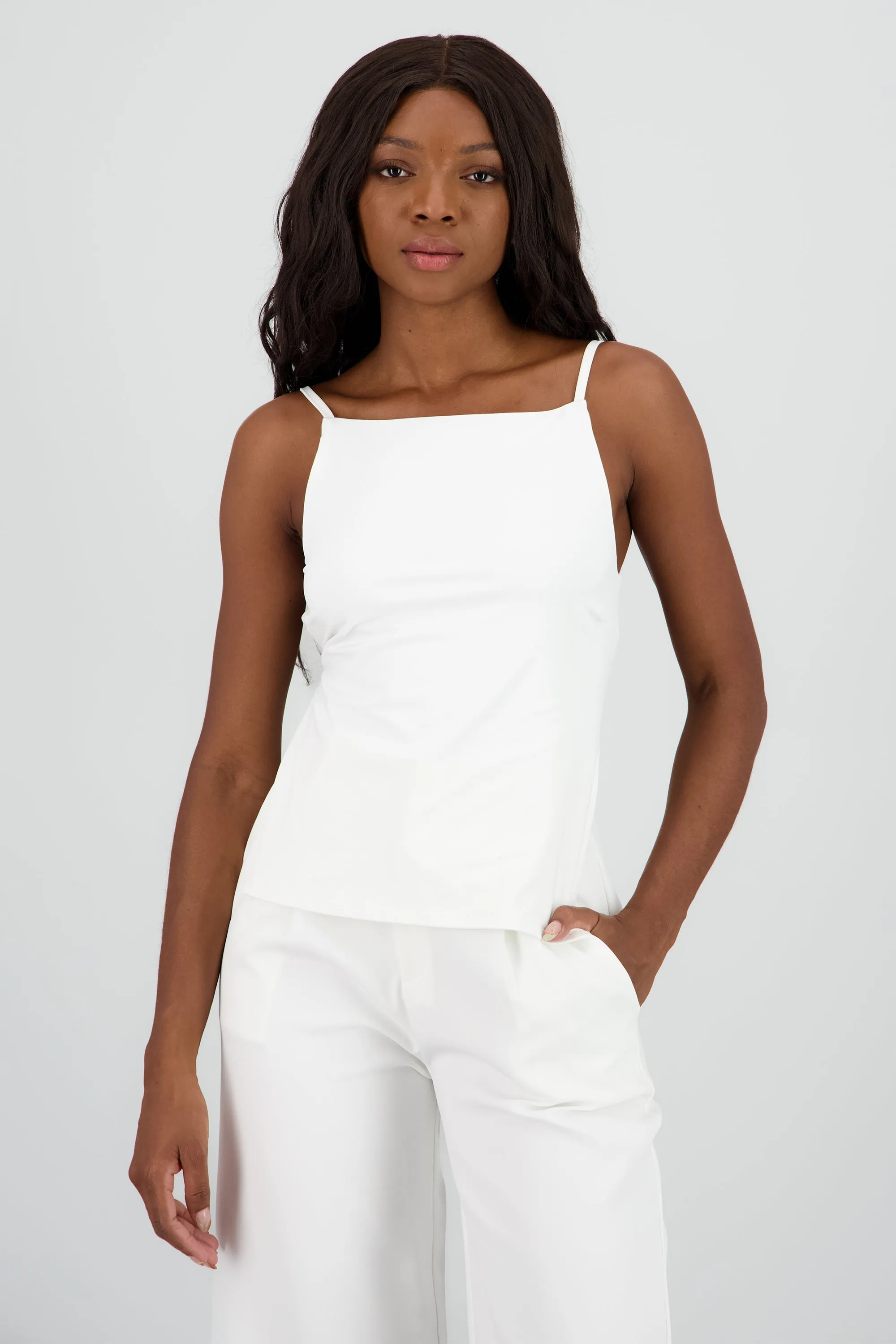 Top espalda tiras sold by Shasa