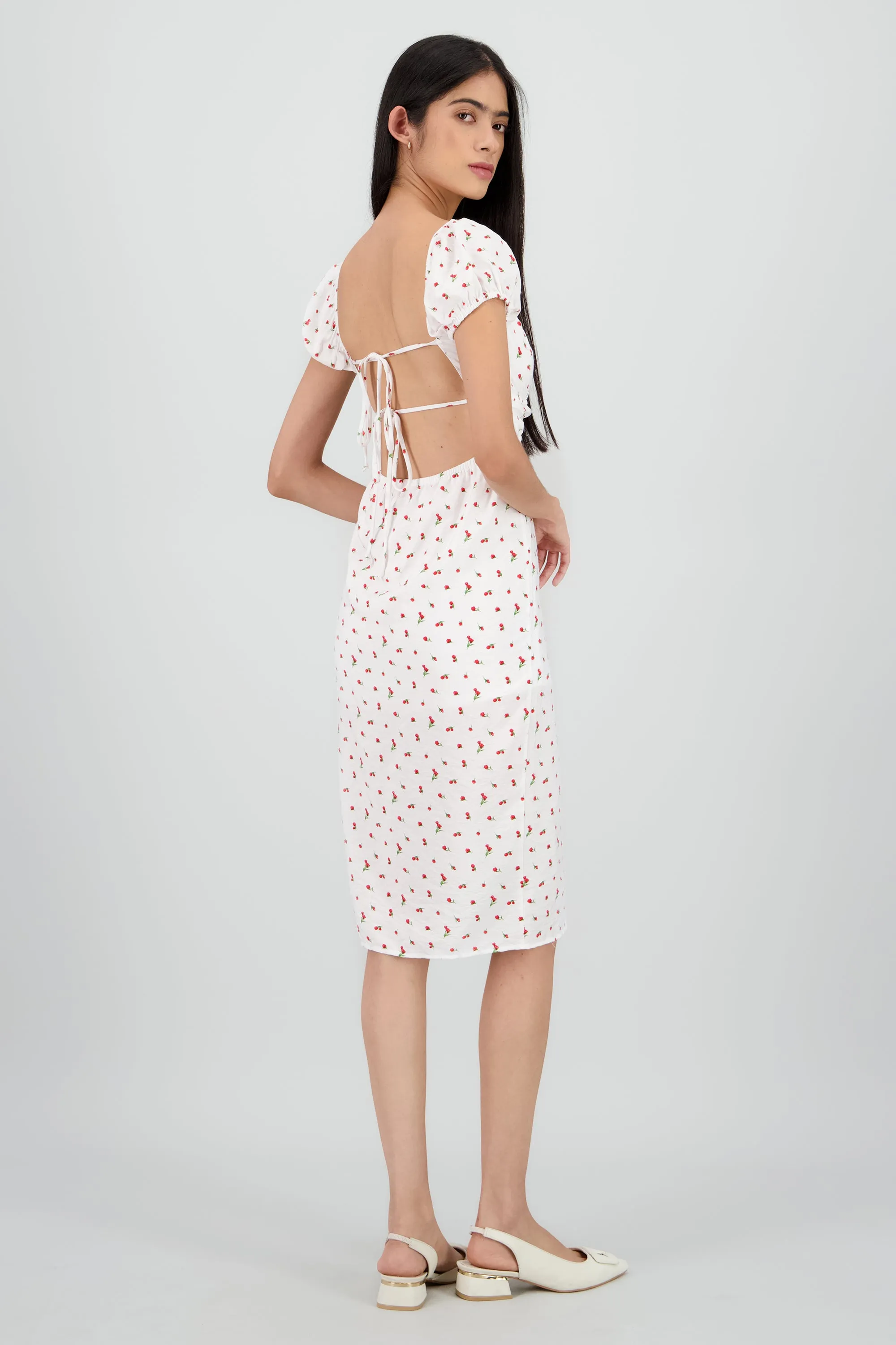 Vestido midi textura flores sold by Shasa