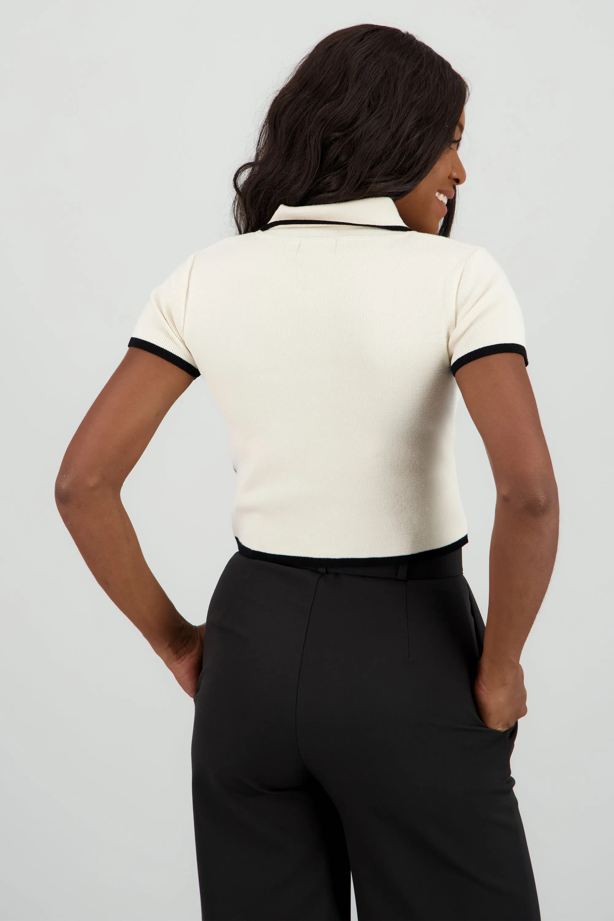 Top tejido contraste polo botones sold by Shasa product image thumbnail 4