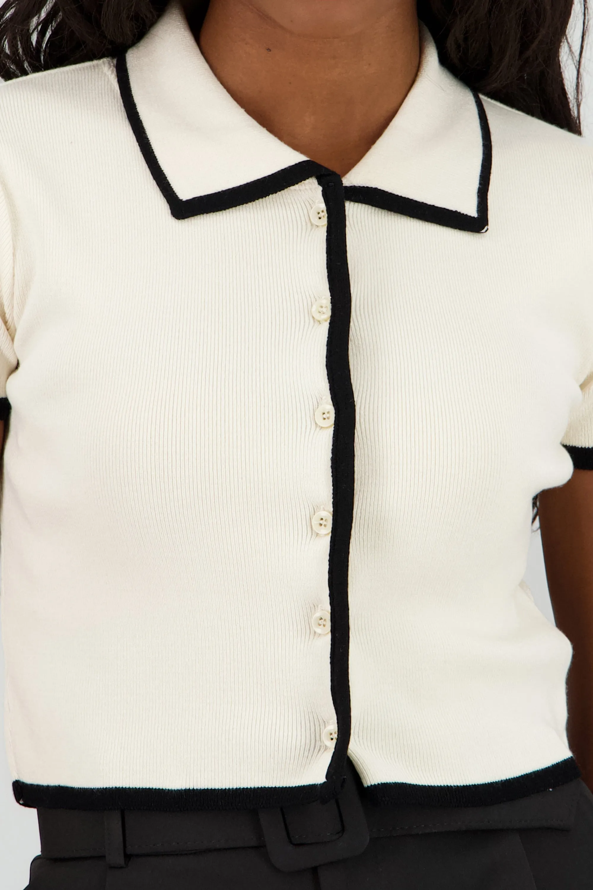 Top tejido contraste polo botones sold by Shasa product image thumbnail 5