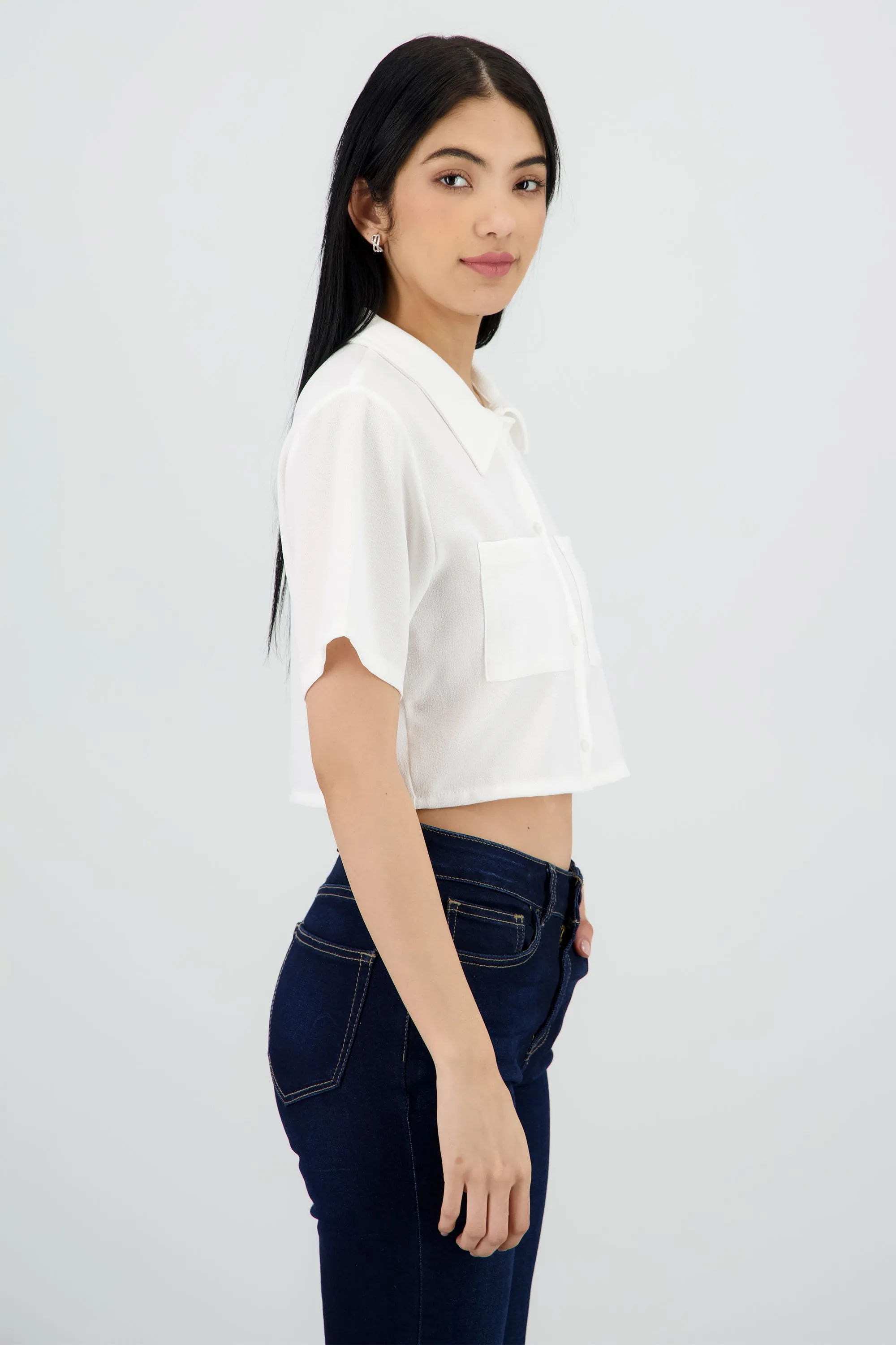 Camisa crop detalle bolsas sold by Shasa product image thumbnail 3