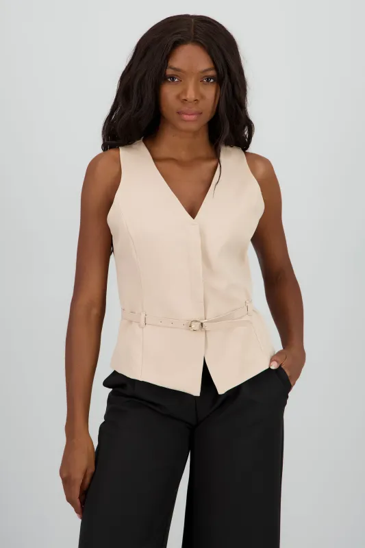 Chaleco cuello v cinturon sold by Shasa