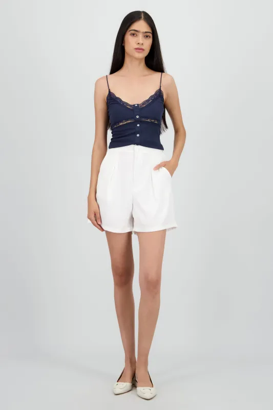 Short amplio detalle pinzas sold by Shasa