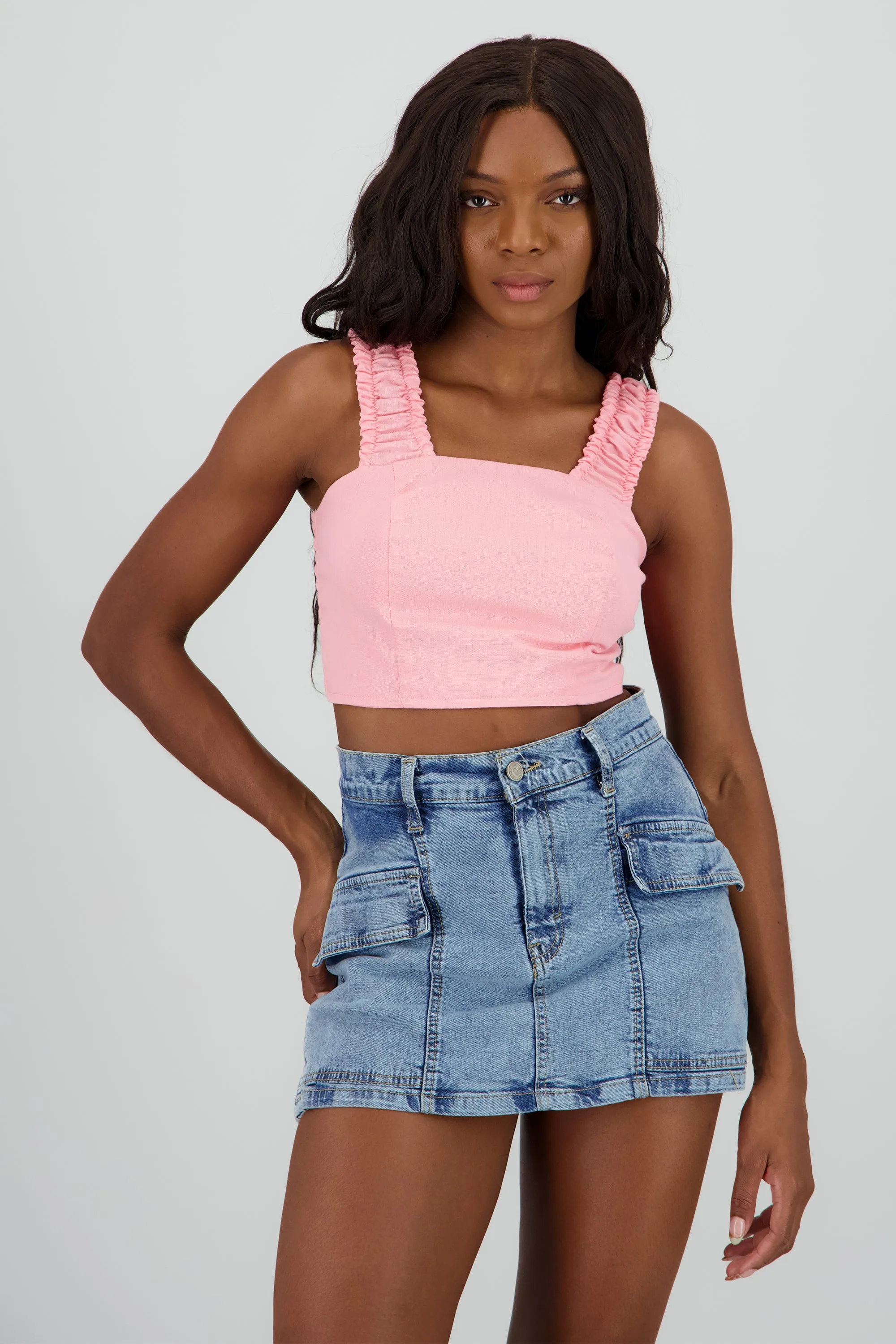 Top crop tirantes resorte lino sold by Shasa