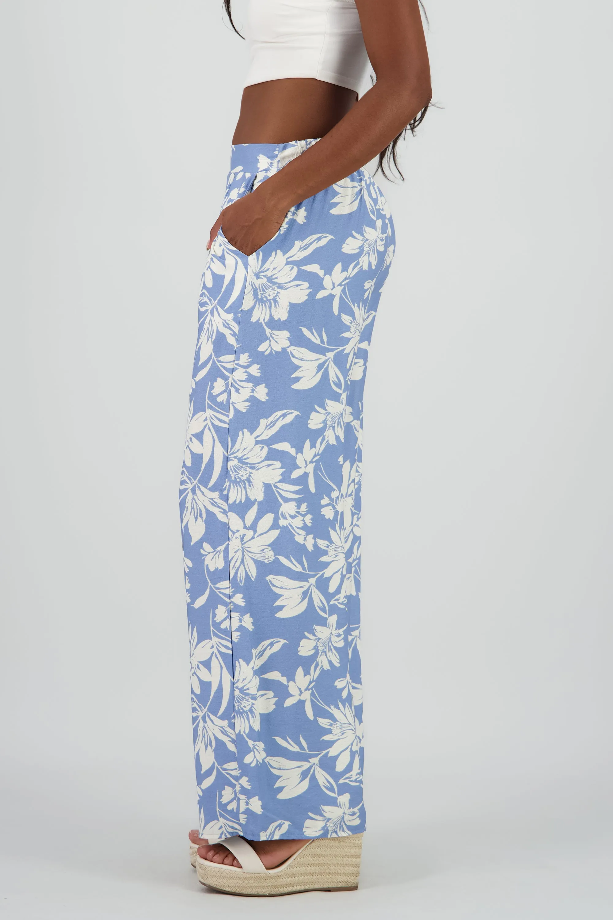 Pantalon amplio detalle pinzas estampado sold by Shasa product image thumbnail 4