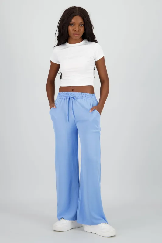 Pantalon ligero liso sold by Shasa