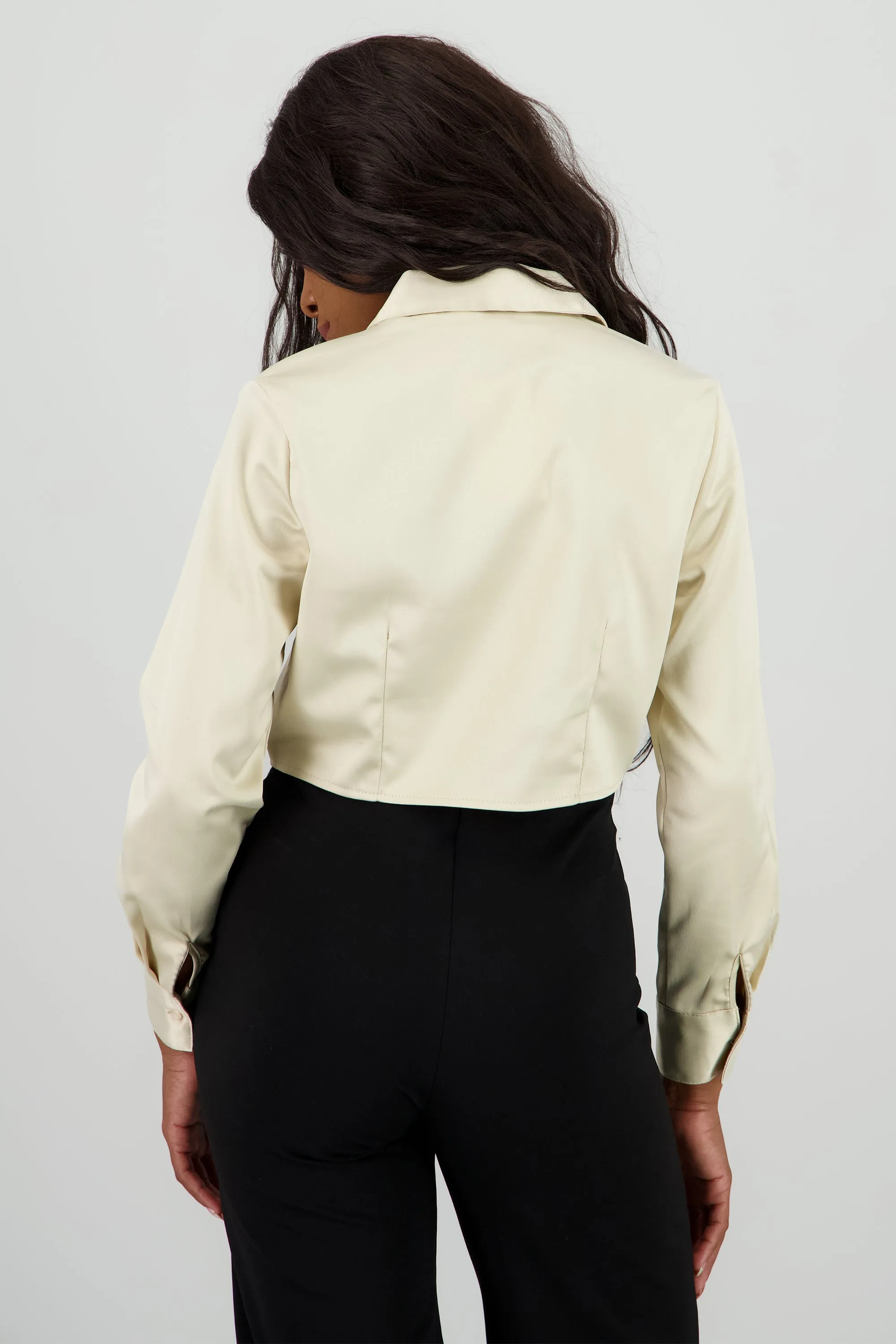 Camisa manga larga cuello detalle pinza sold by Shasa product image thumbnail 4