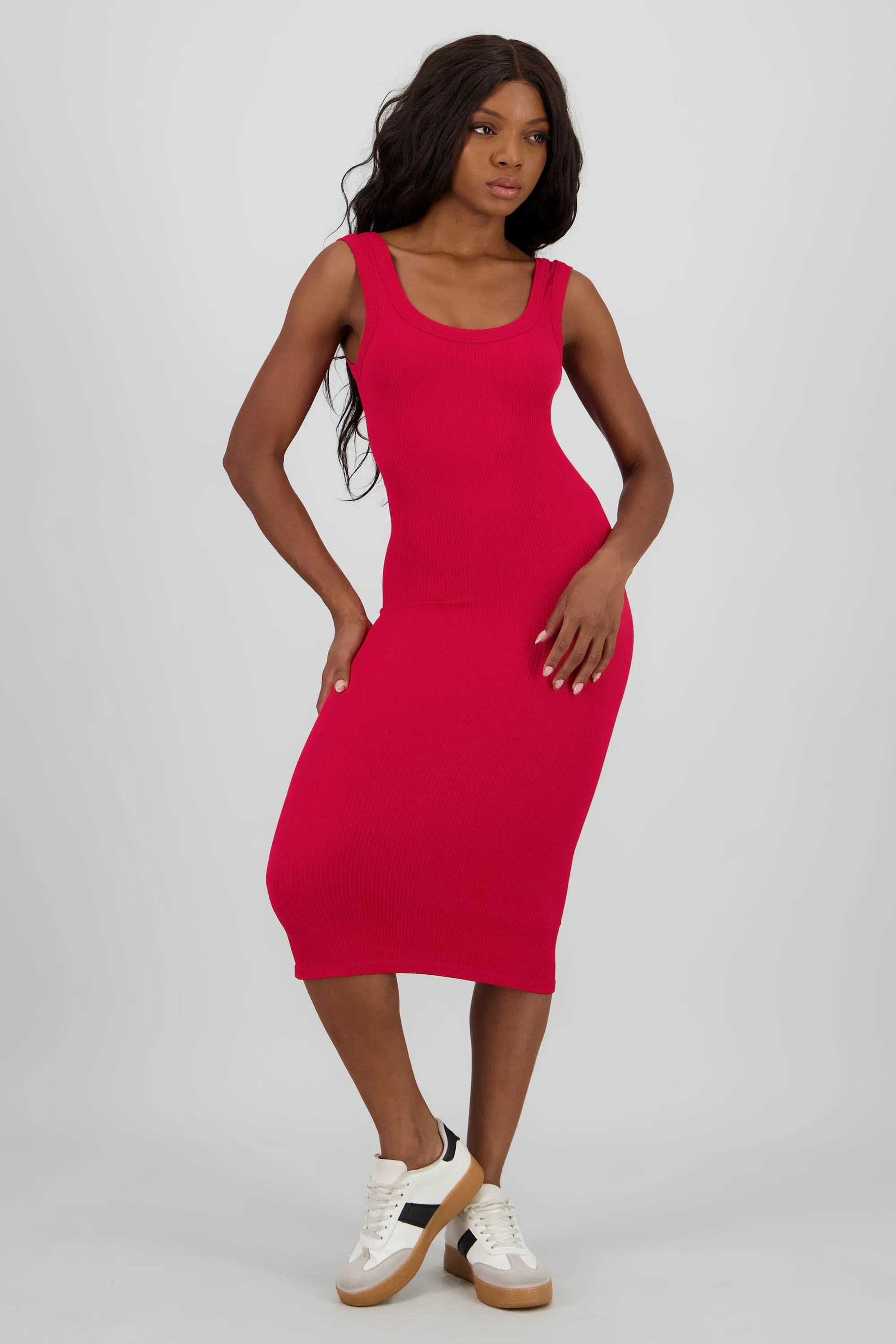 Vestido midi detalle seamless liso sold by Shasa