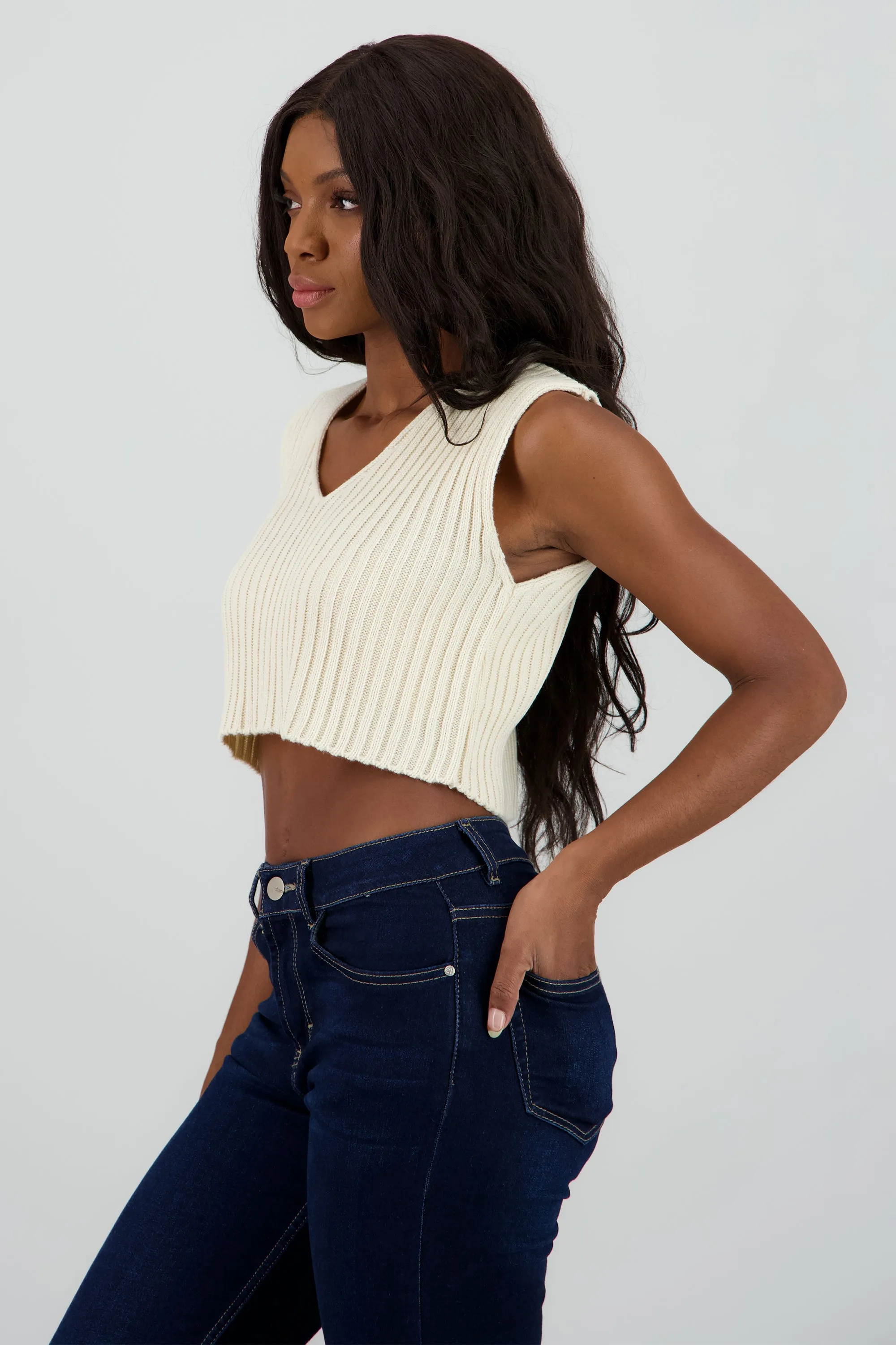 Chaleco cuello V acanalado sold by Shasa product image thumbnail 3