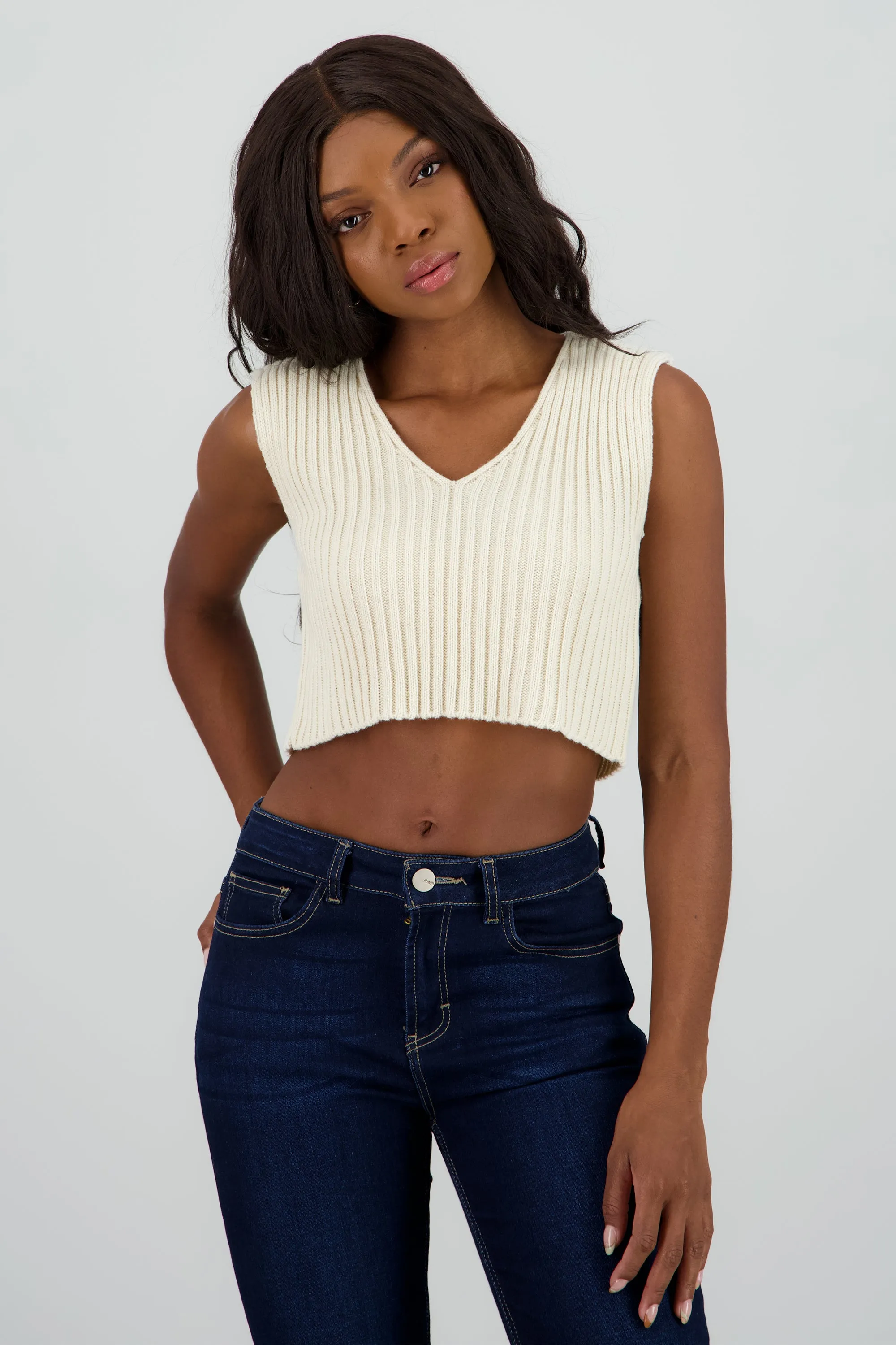 Chaleco cuello V acanalado sold by Shasa product image thumbnail 2