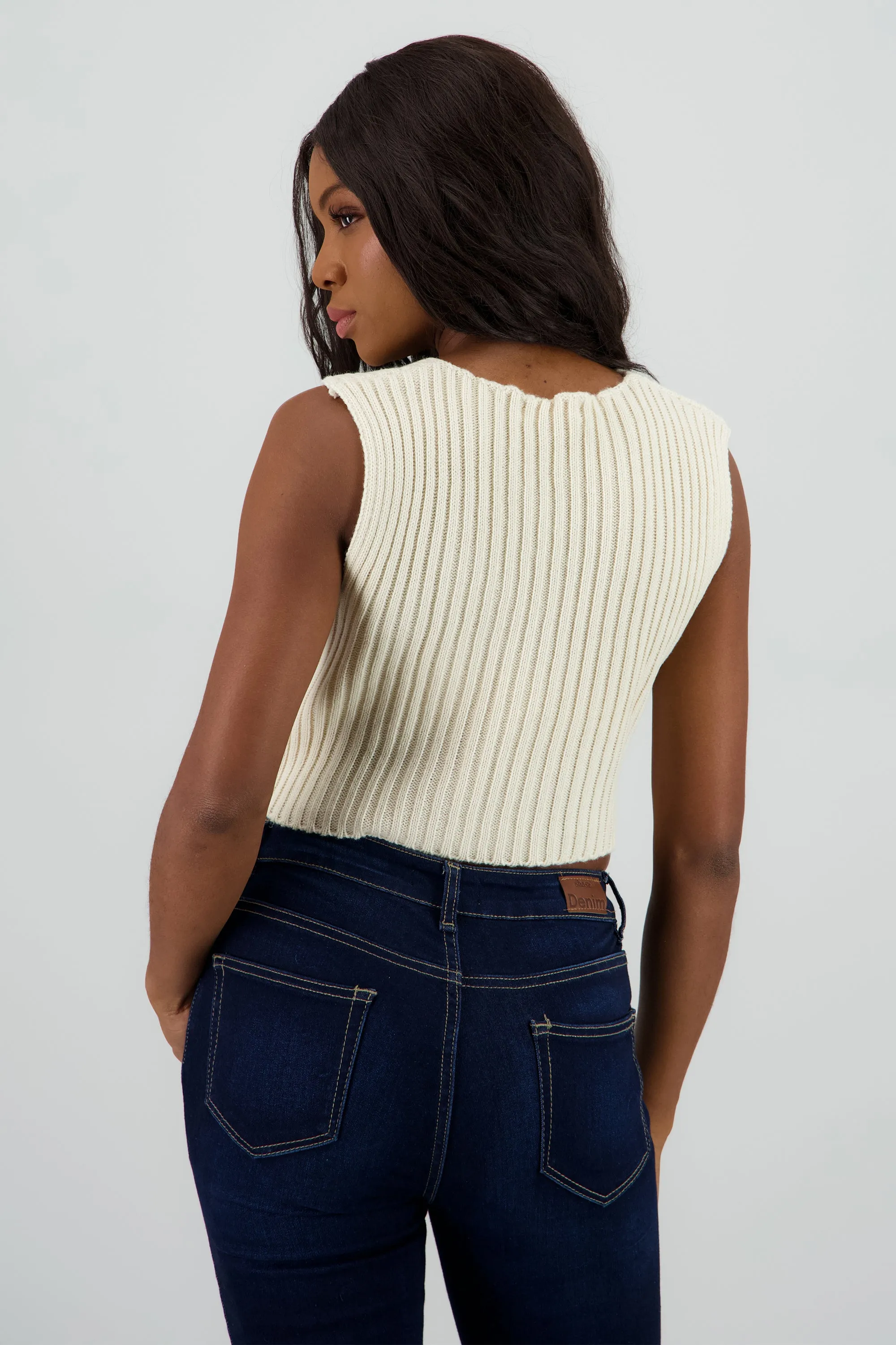 Chaleco cuello V acanalado sold by Shasa product image thumbnail 4