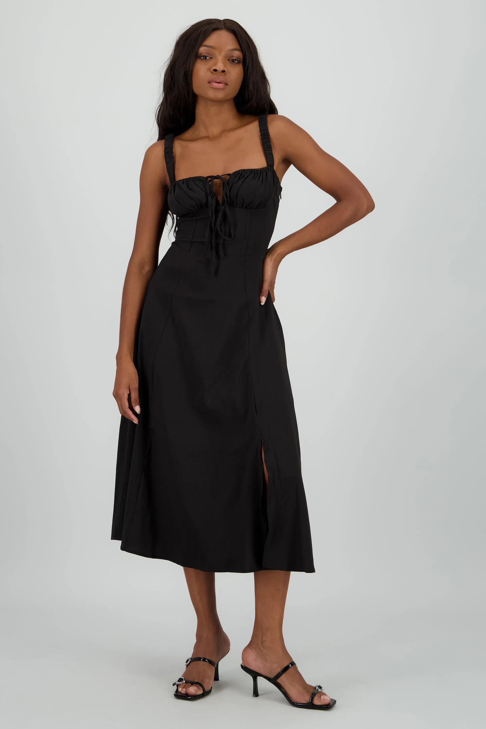 Vestido liso maxi sold by Shasa