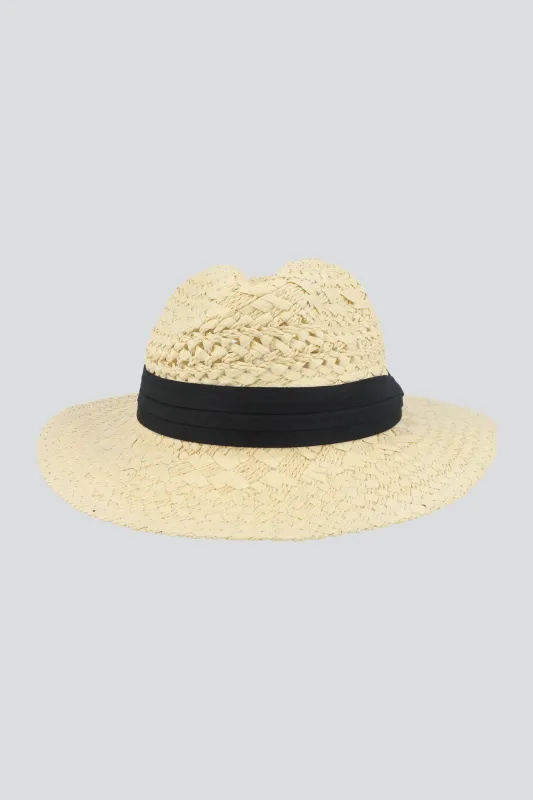 Sombrero tejido fedora con cinta sold by Shasa