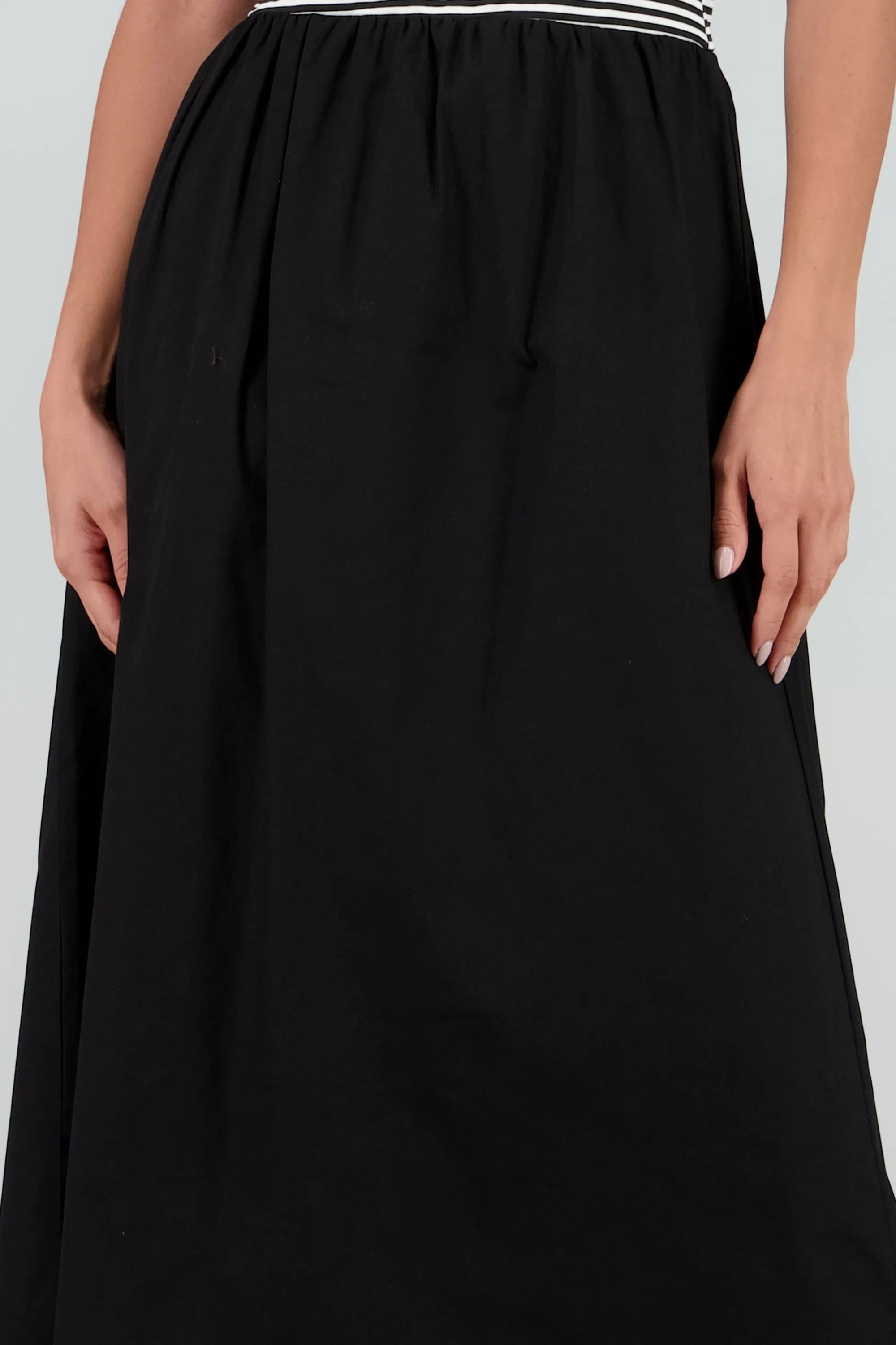 Vestido midi strapless detalle burbuja sold by Shasa product image thumbnail 5