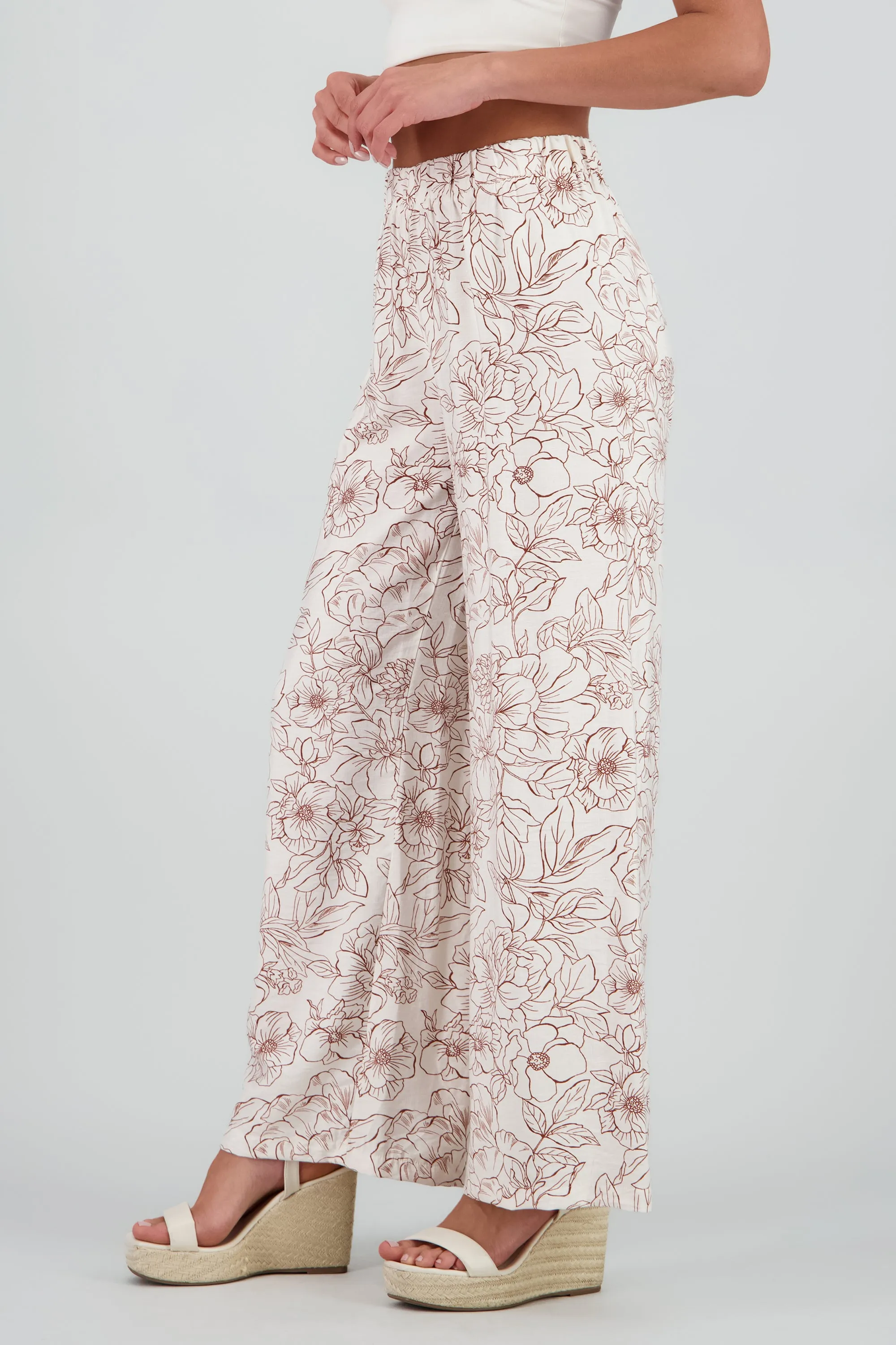 Pantalones amplio estampado flores sold by Shasa product image thumbnail 3