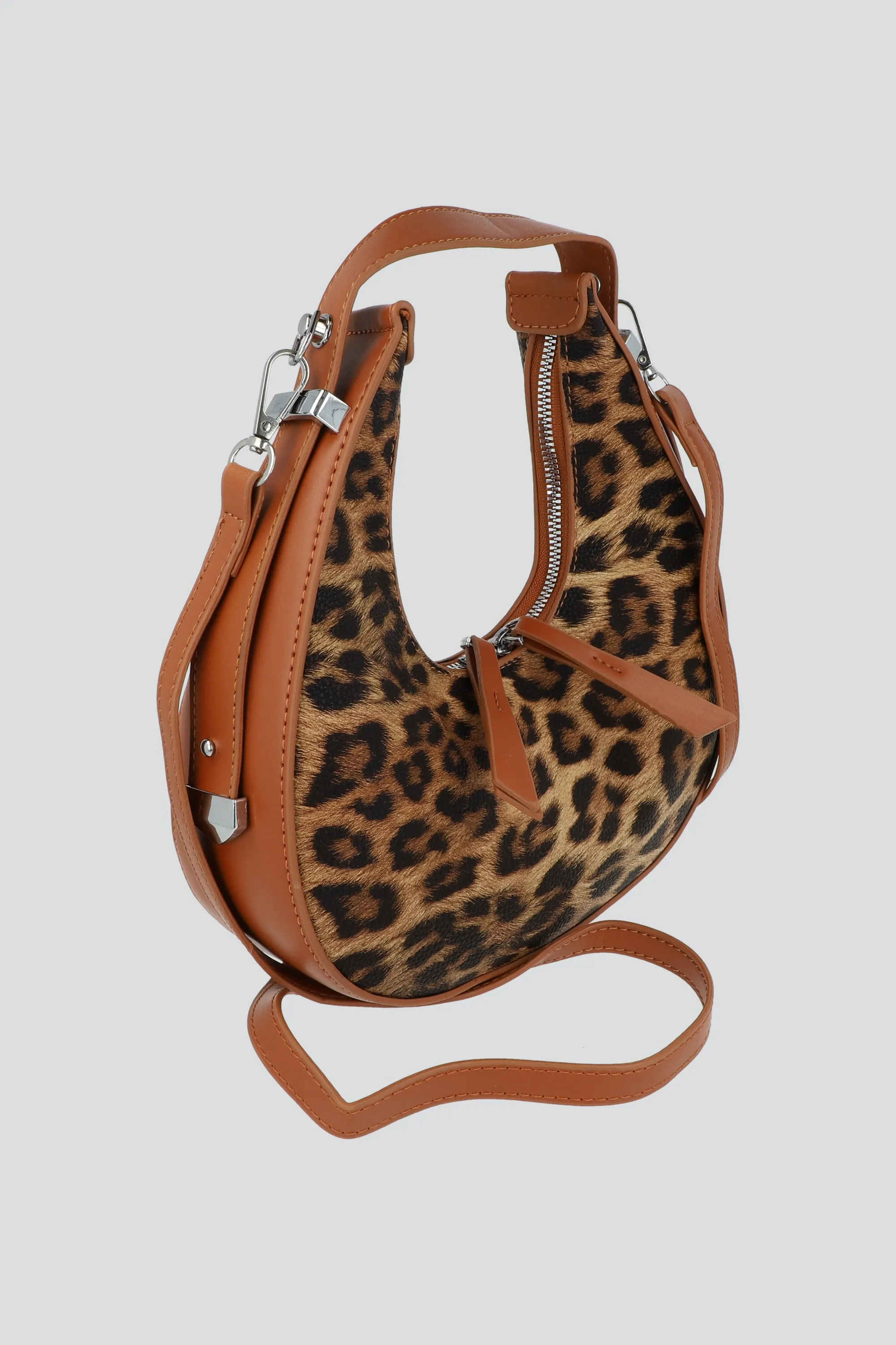 Bolsa media luna animal print sold by Shasa product image thumbnail 2