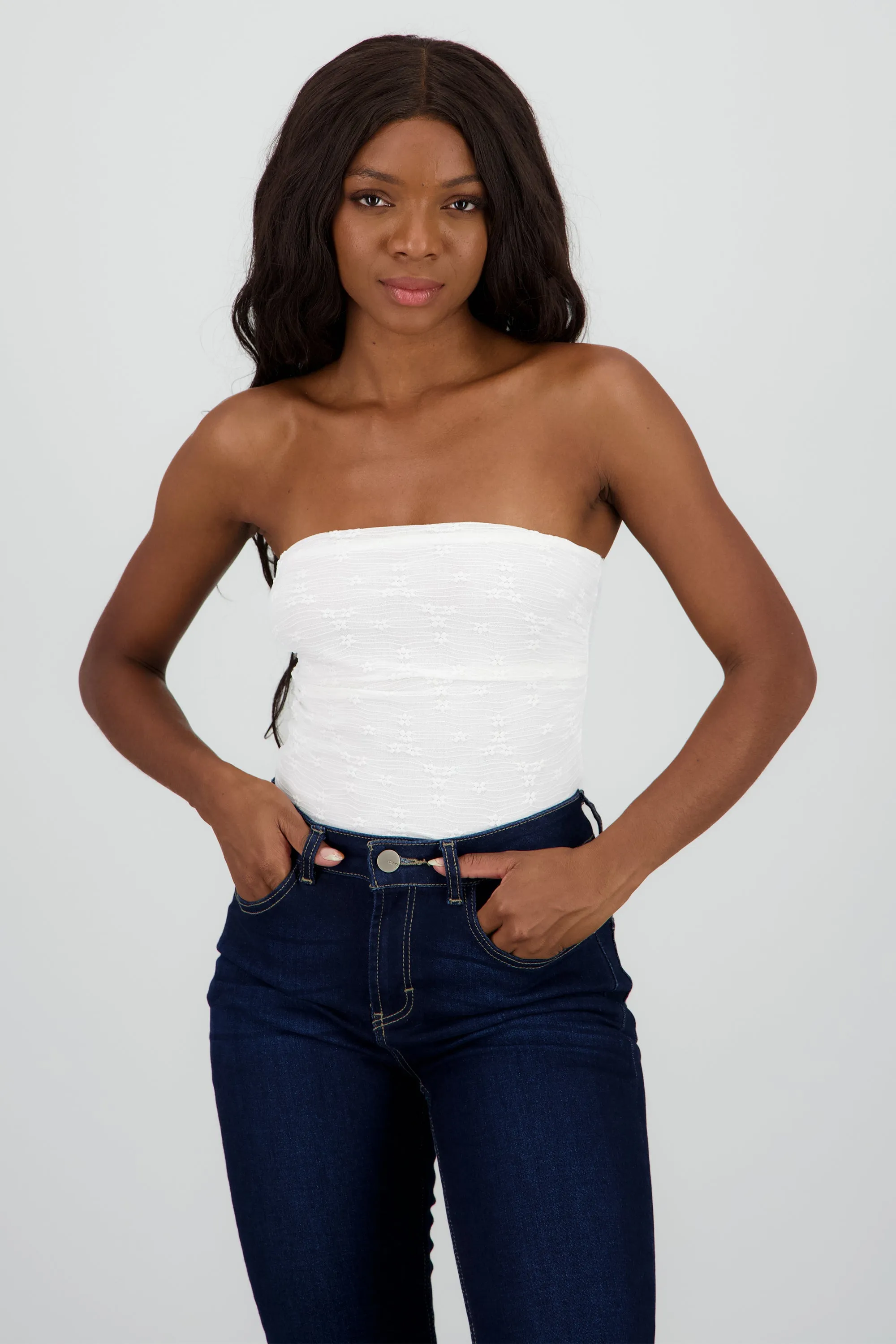 Bodysuit bandeau encaje sold by Shasa