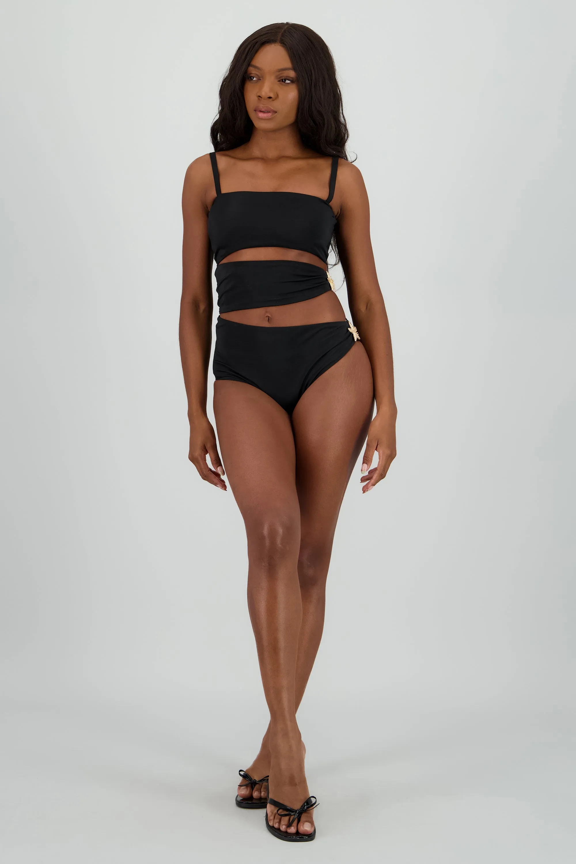 Traje de baño cutcout sold by Shasa product image thumbnail 2