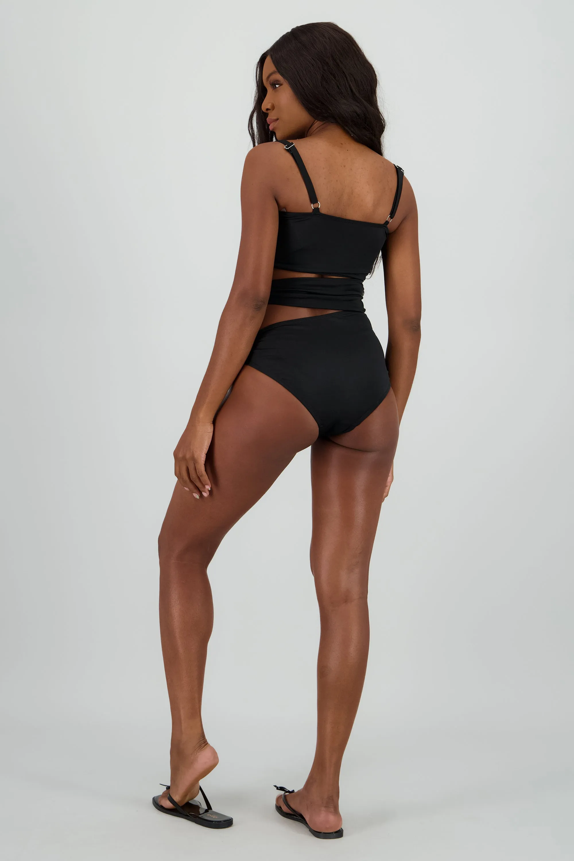 Traje de baño cutcout sold by Shasa product image thumbnail 4