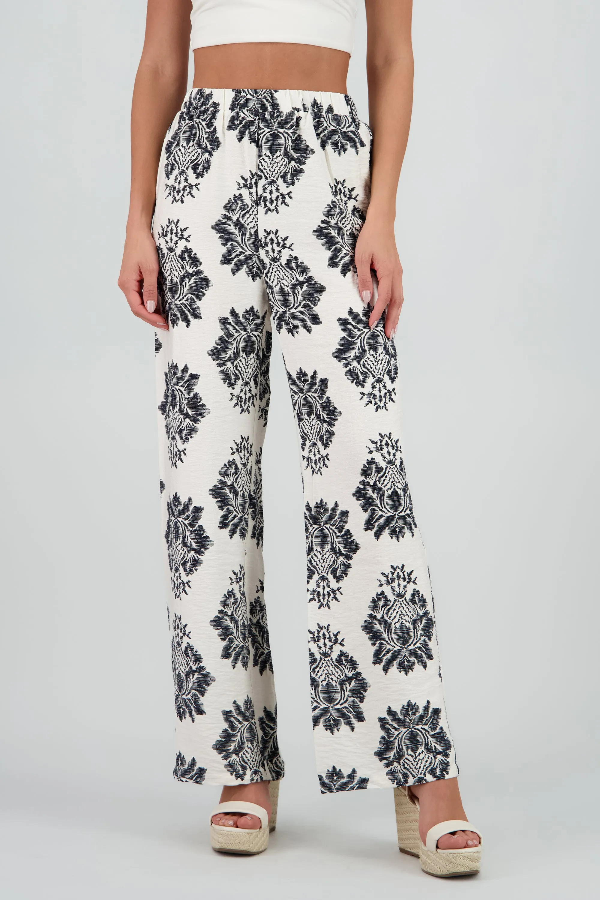 Pantalones fluidos estampado tropical sold by Shasa product image thumbnail 2