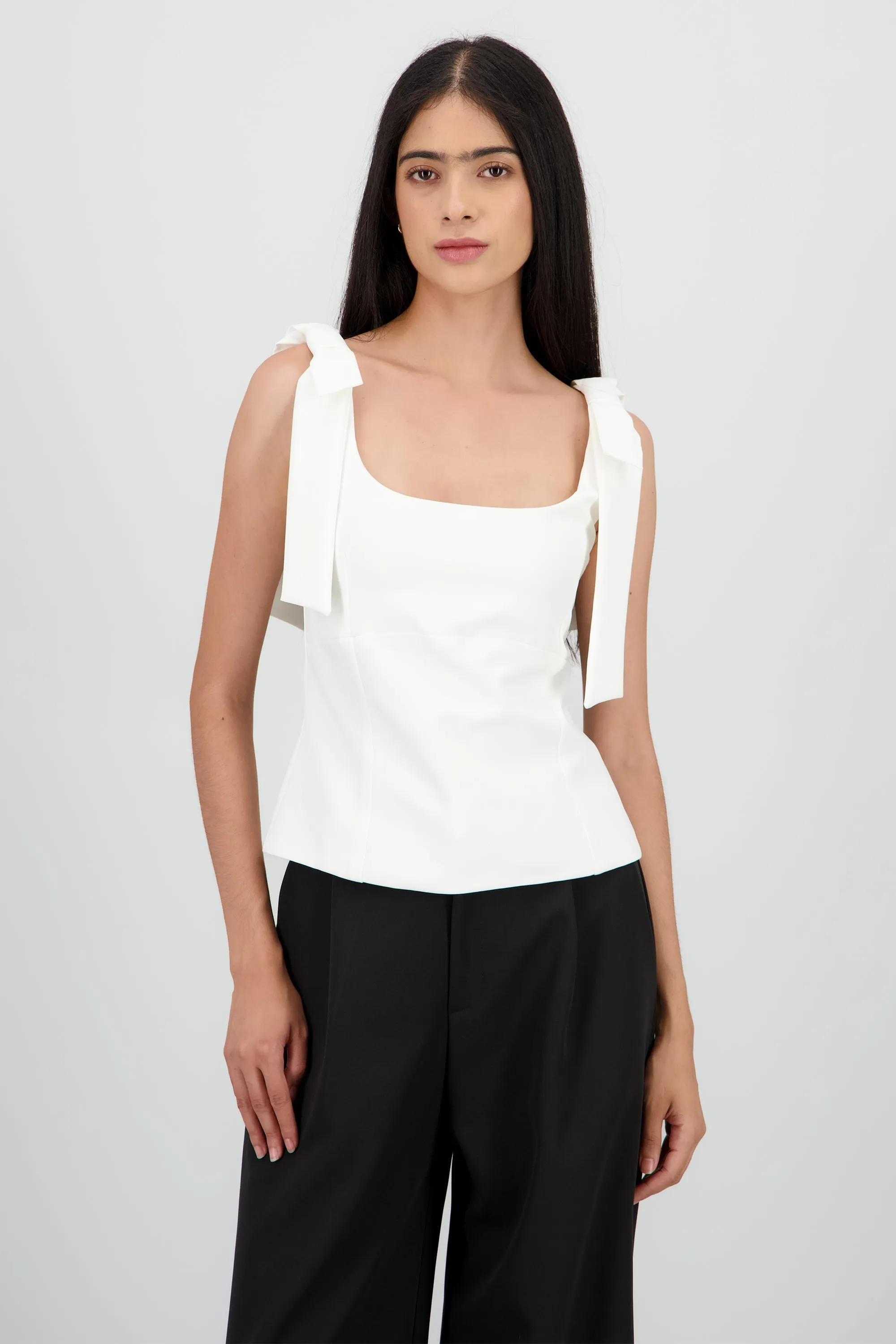 Top lazos sastreado sold by Shasa