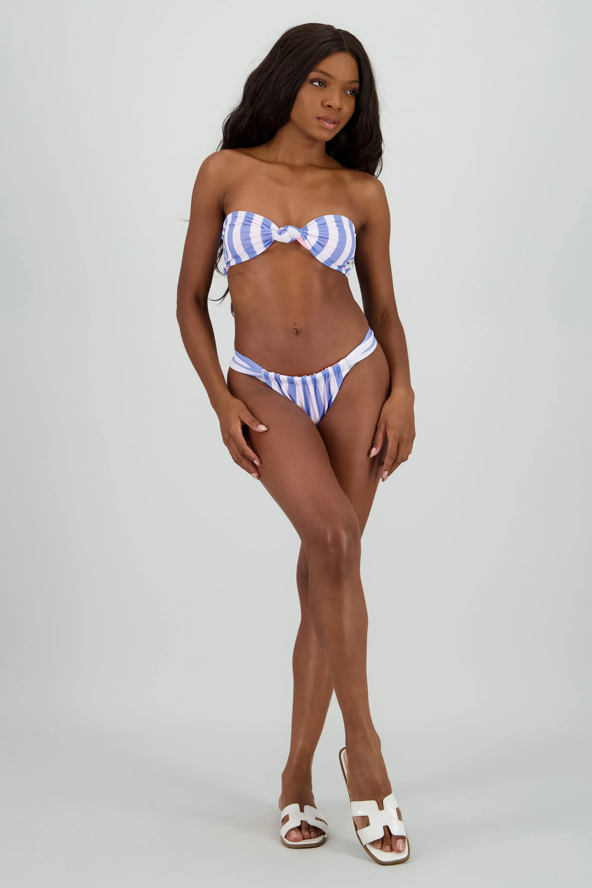 Bikini doble vista liso y rayas sold by Shasa product image thumbnail 2